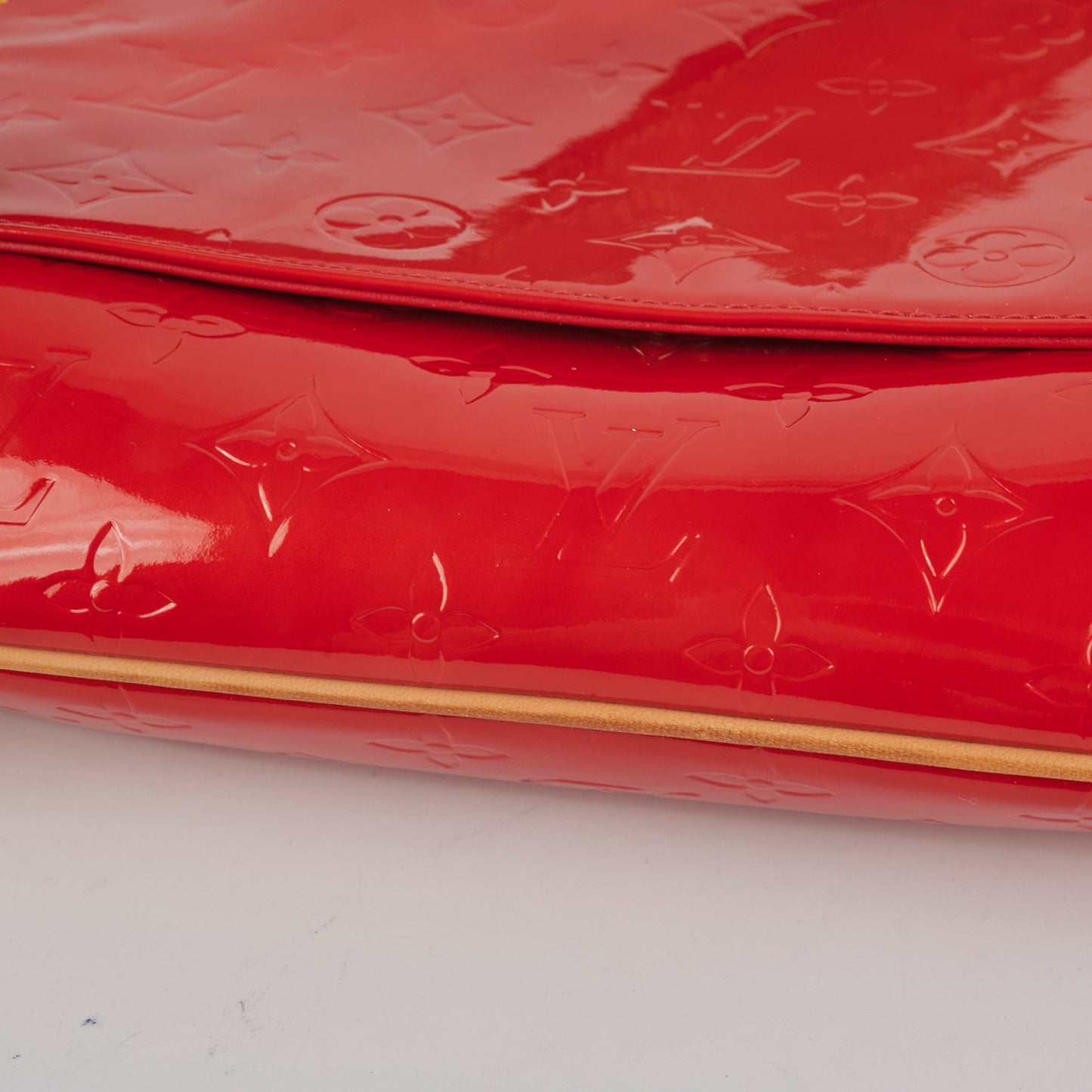 Louis Vuitton Thompson Street Vernis Red/Orange Shoulder Bag