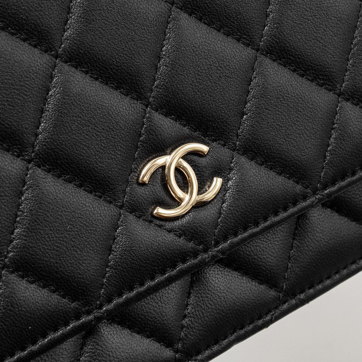 Chanel Wallet On Chain with Pearl Chain Lambskin Black L (Microchip)