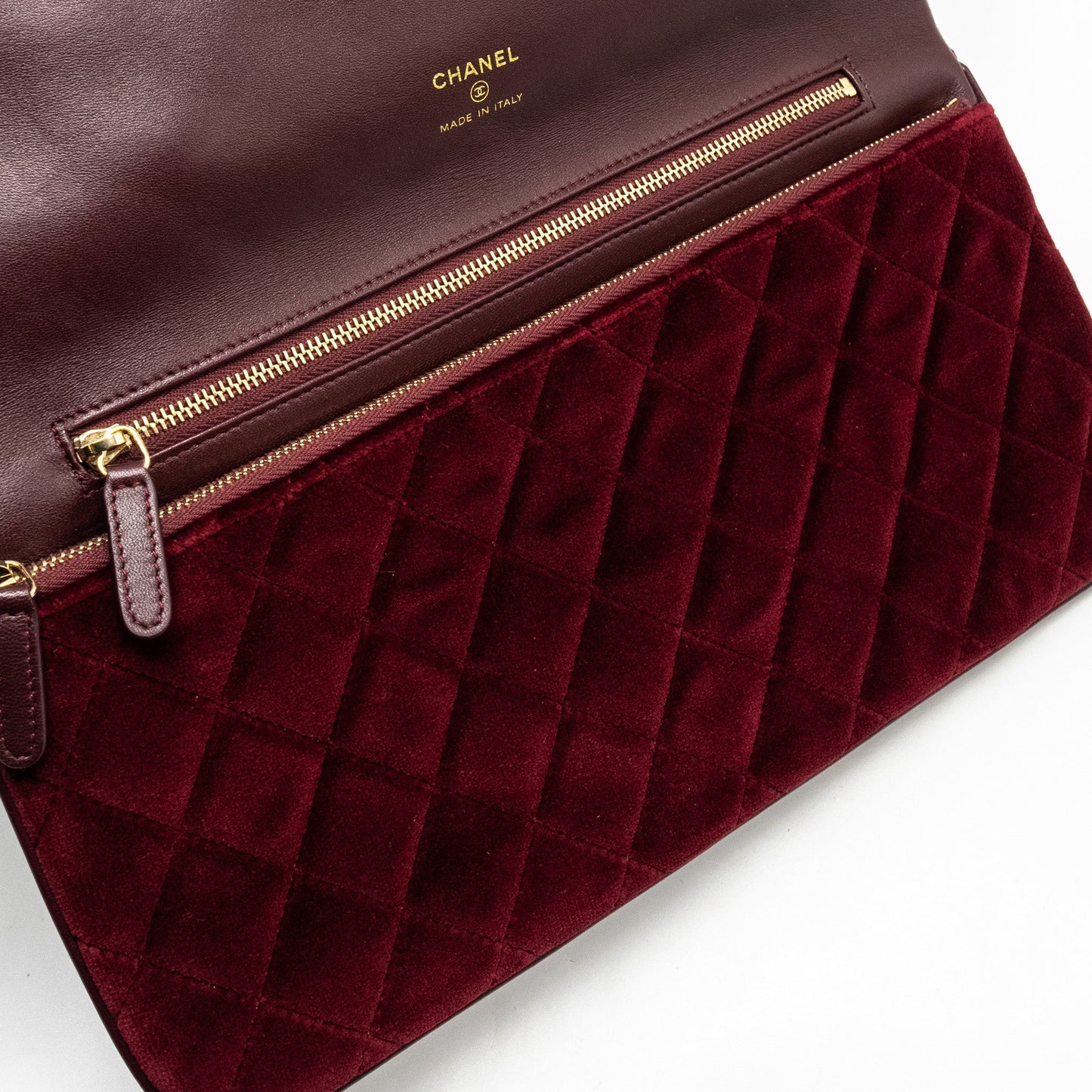 Chanel Folding Clutch Bag Velvet/Lambskin Burgundy L
