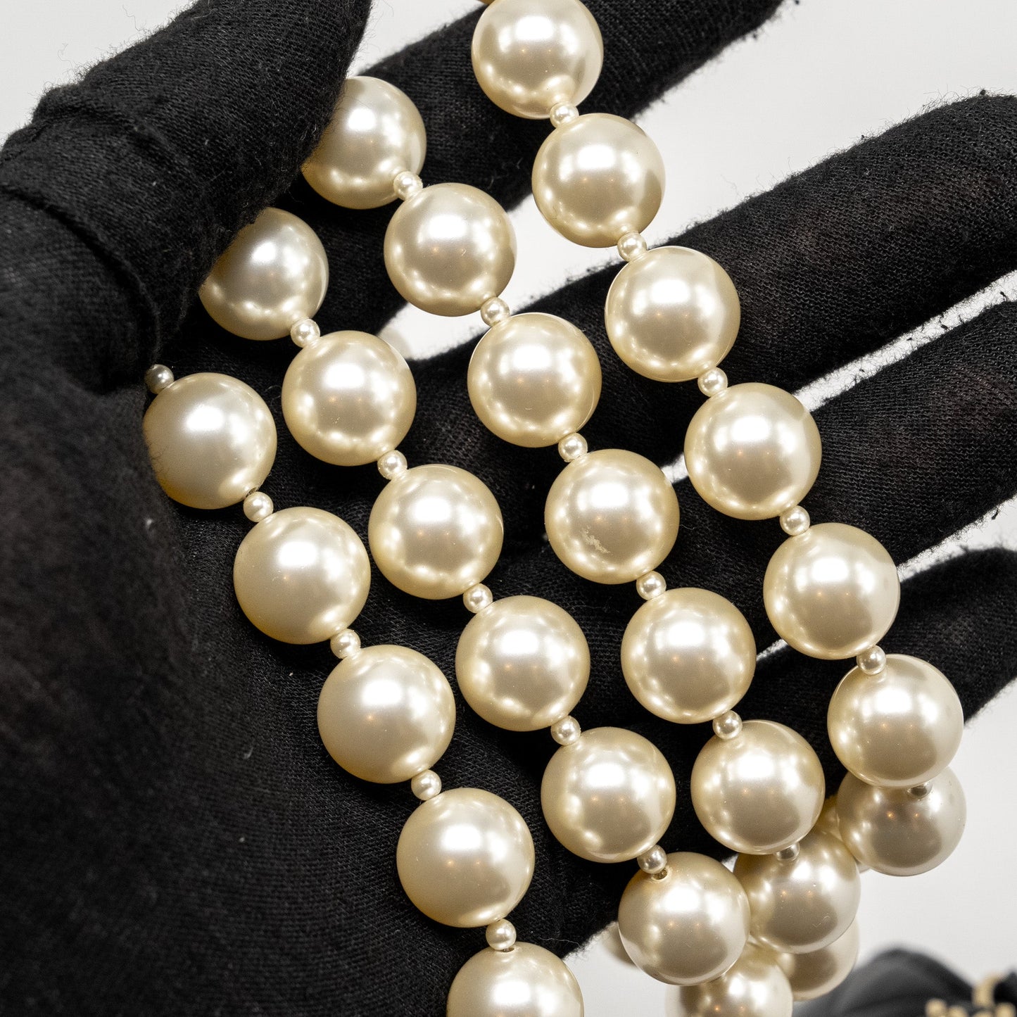 Chanel Pearl Chain Wallet On Chain Lambskin Black L(microchip)