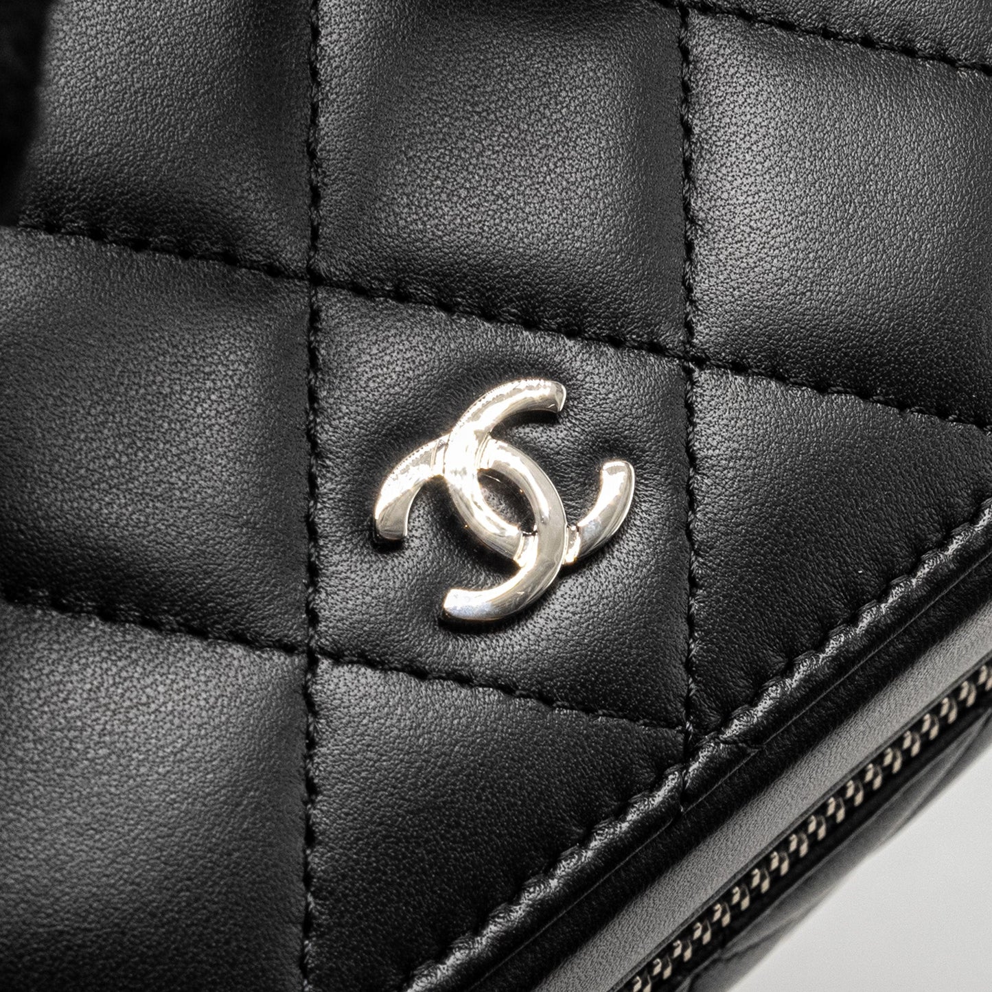 CHANEL Quilted Vanity Case Lambskin Black