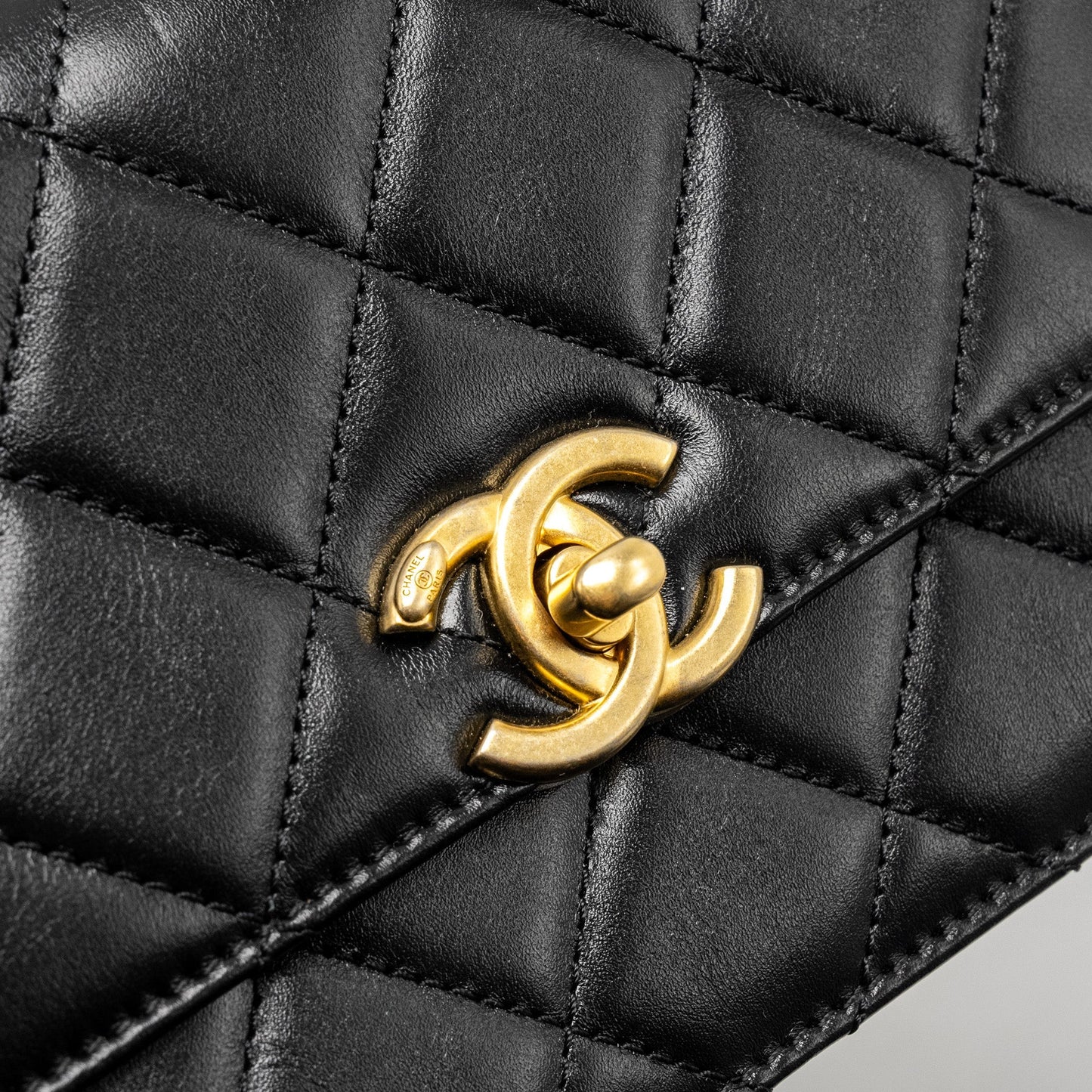 Chanel gold crush mini flap bag calfskin black  (microchip)