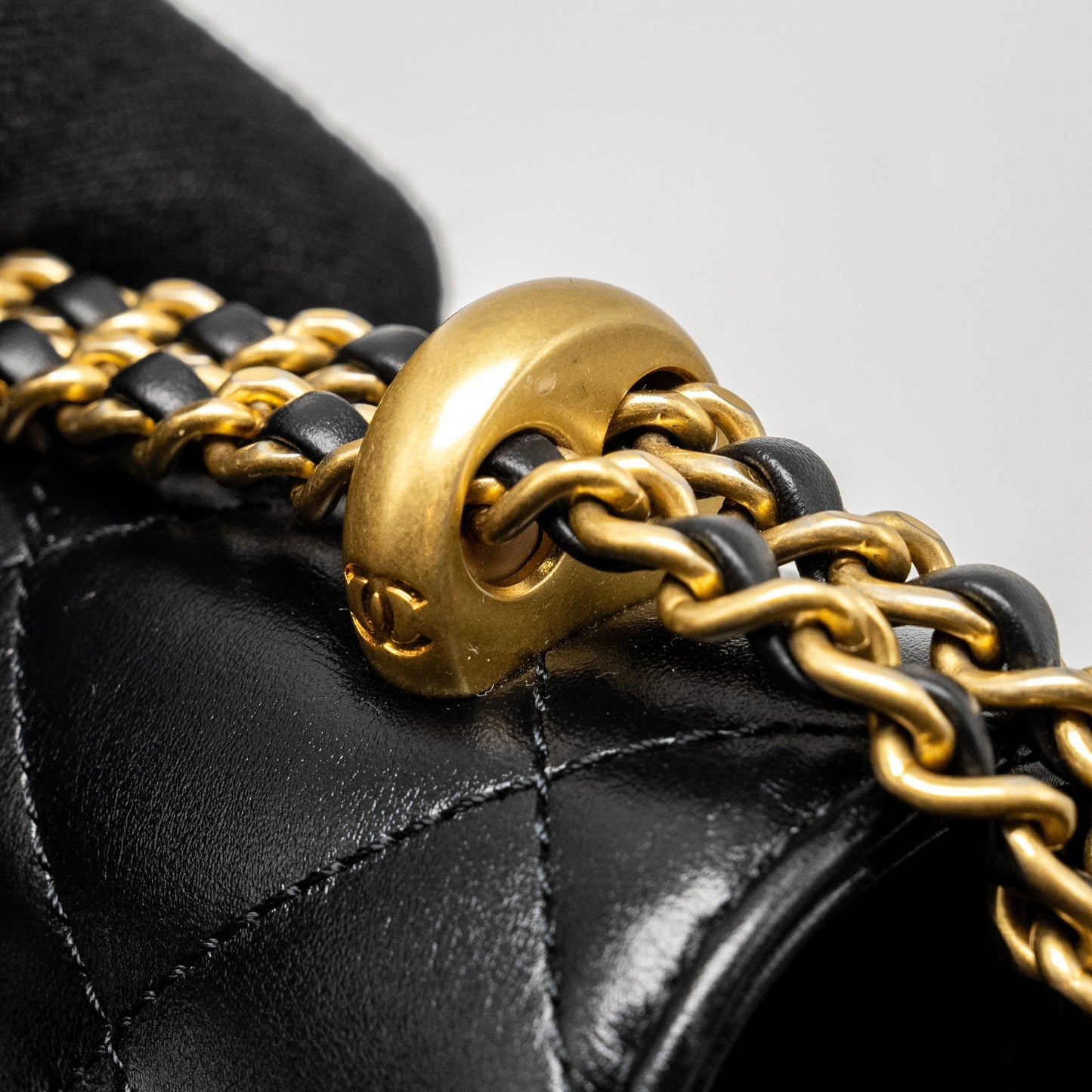 Chanel gold crush mini flap bag calfskin black  (microchip)