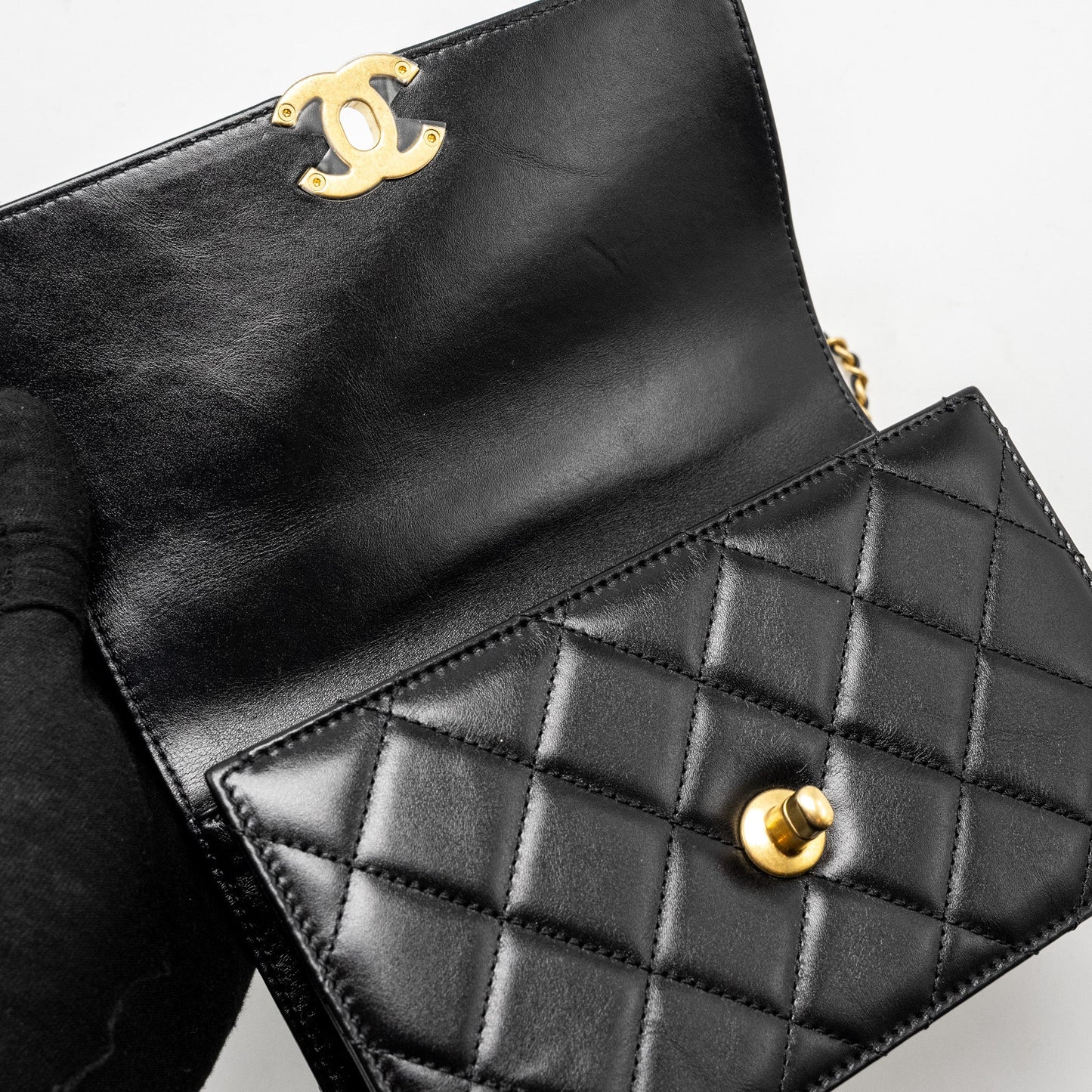Chanel gold crush mini flap bag calfskin black  (microchip)
