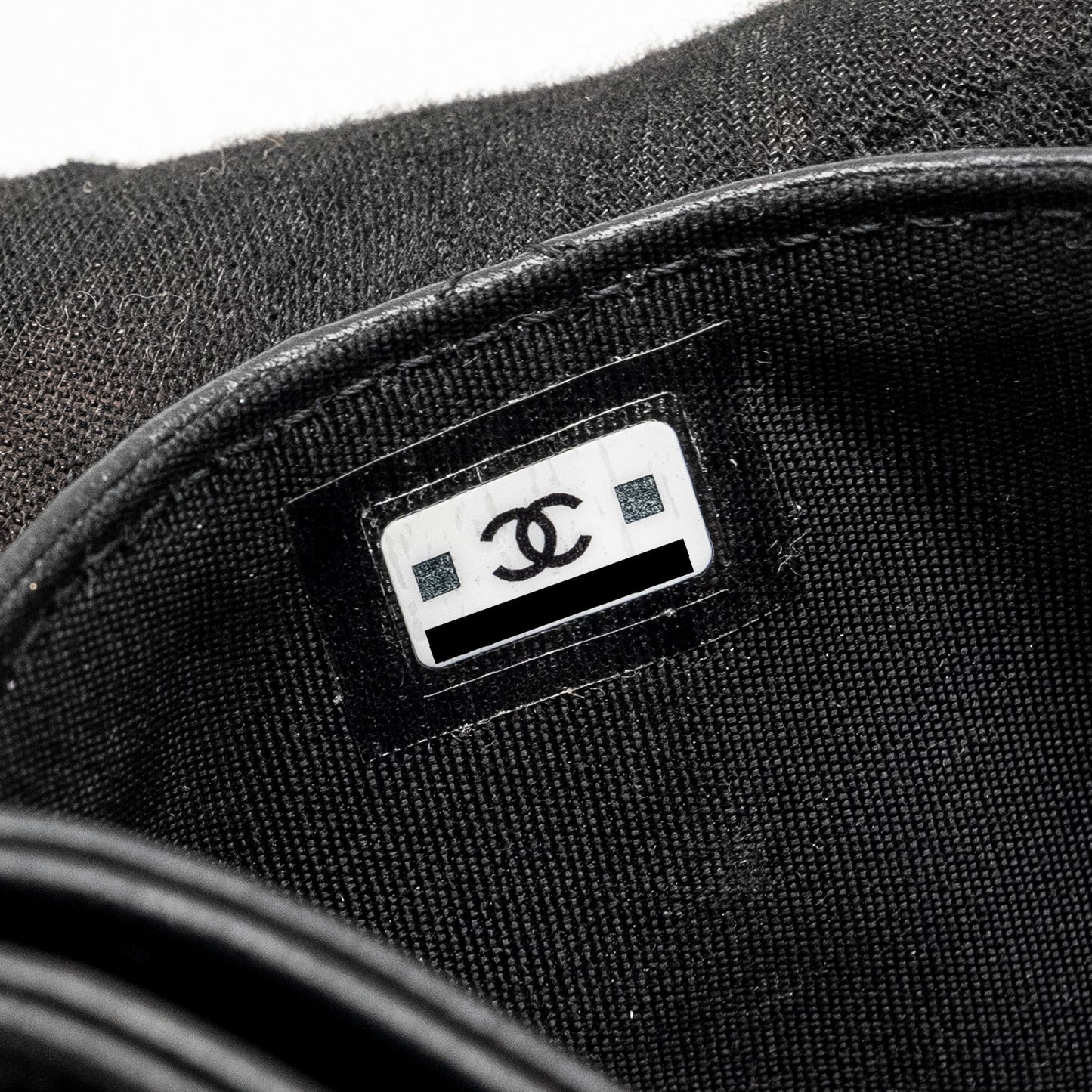 Chanel Detail CC Logo Card Holder Lambskin Black L (microchip)