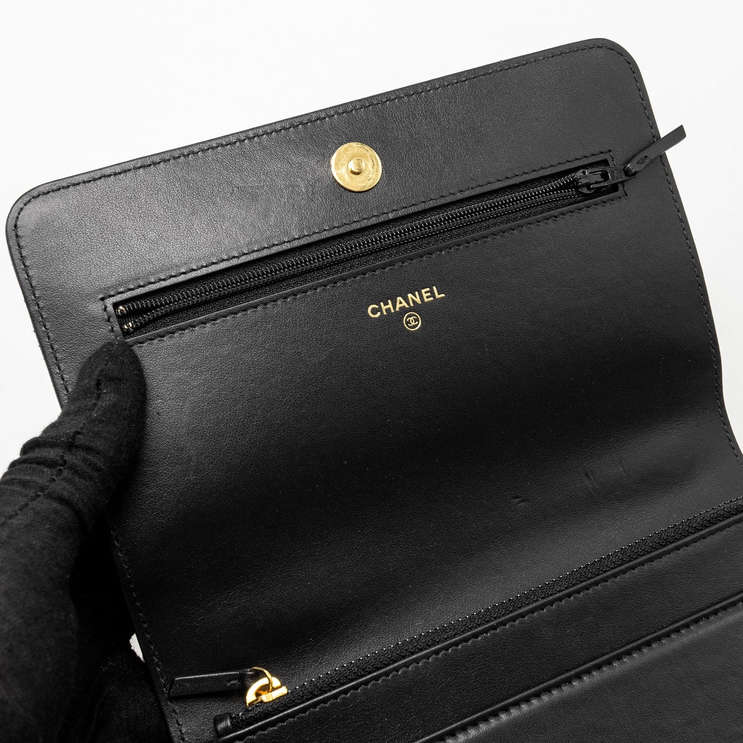 Chanel flap wallet with chain caviar black  (microchip)