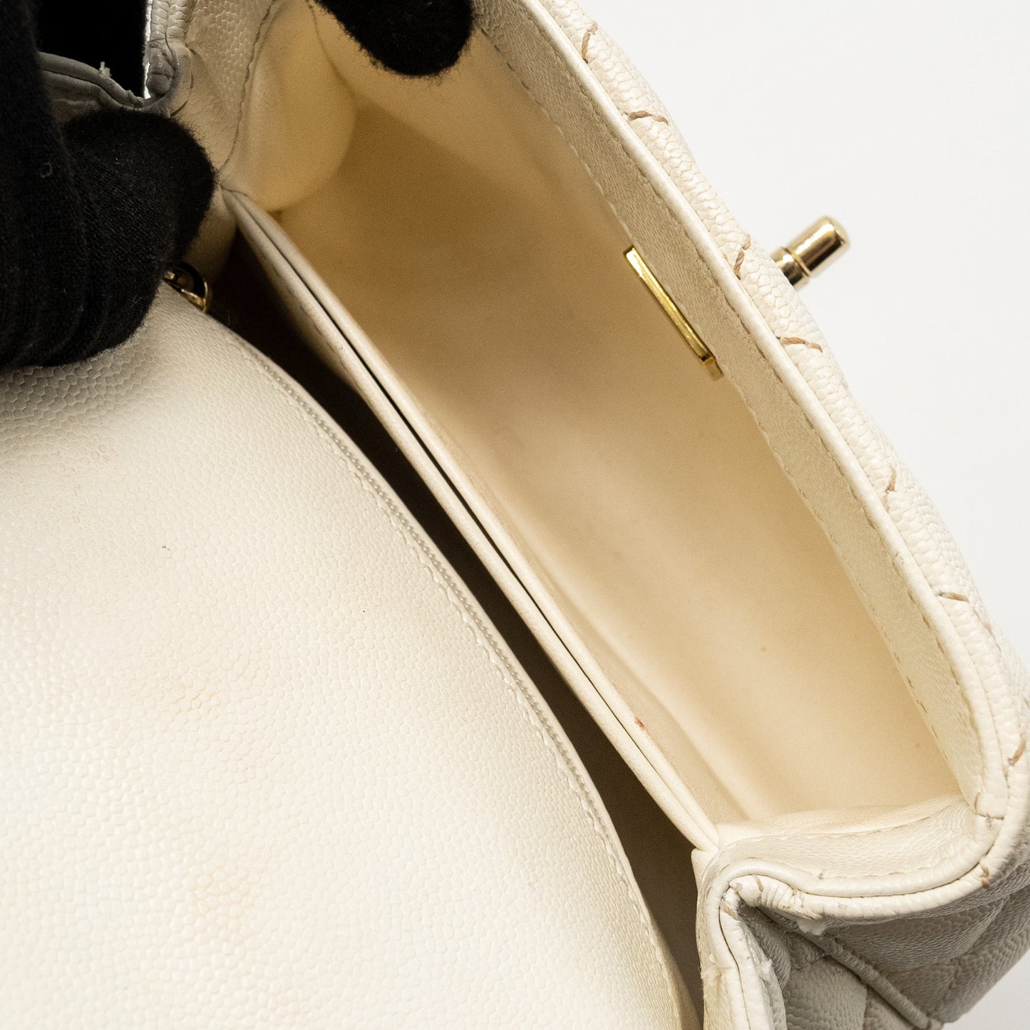 Chanel Mini Coco Handle Caviar White L (Microchip)