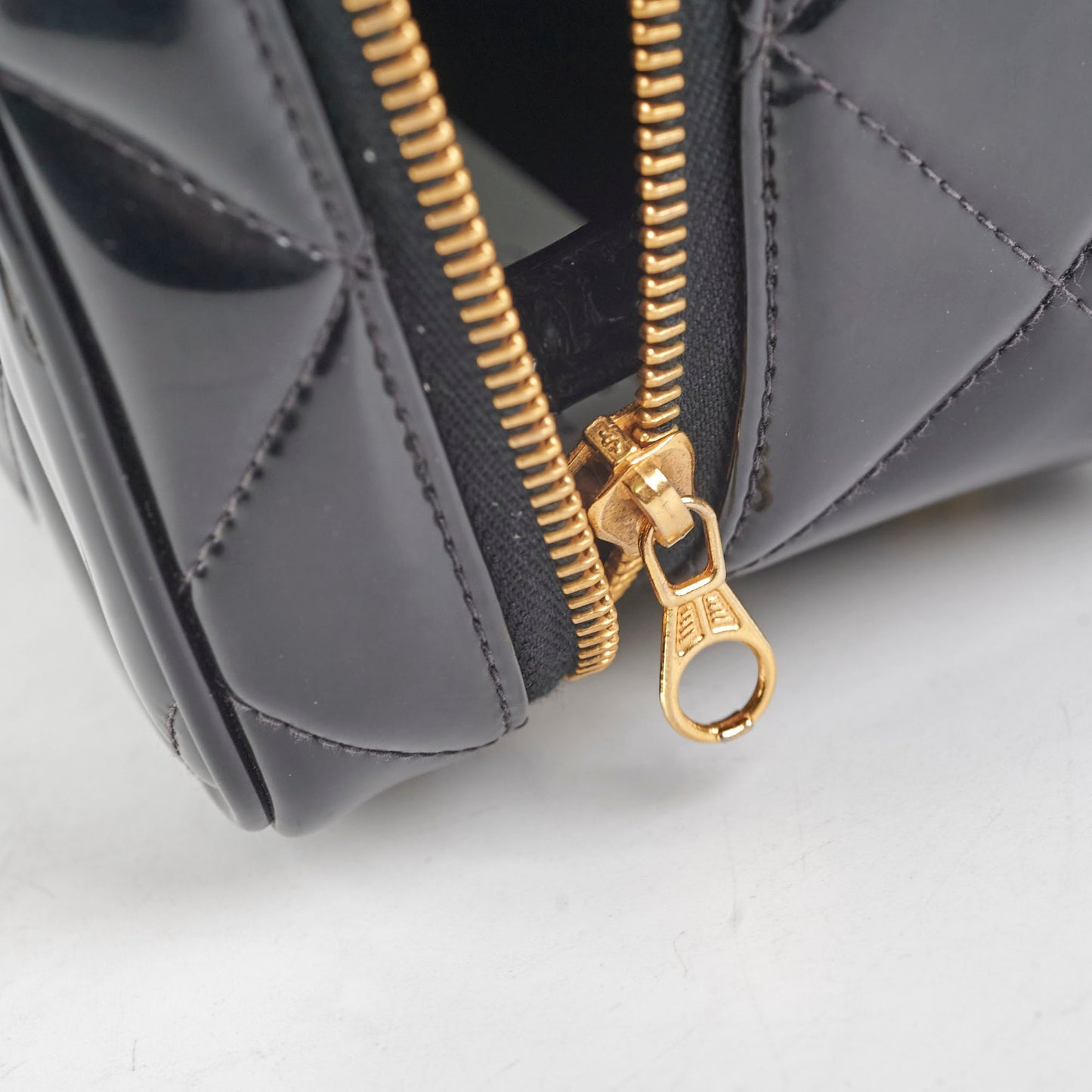 Chanel Cube  Vanity Black