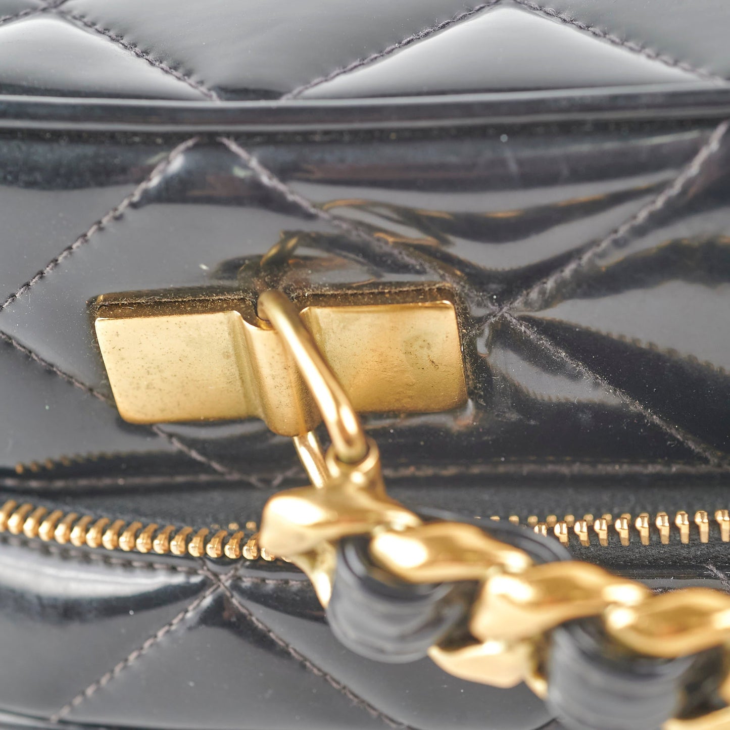 Chanel Cube  Vanity Black