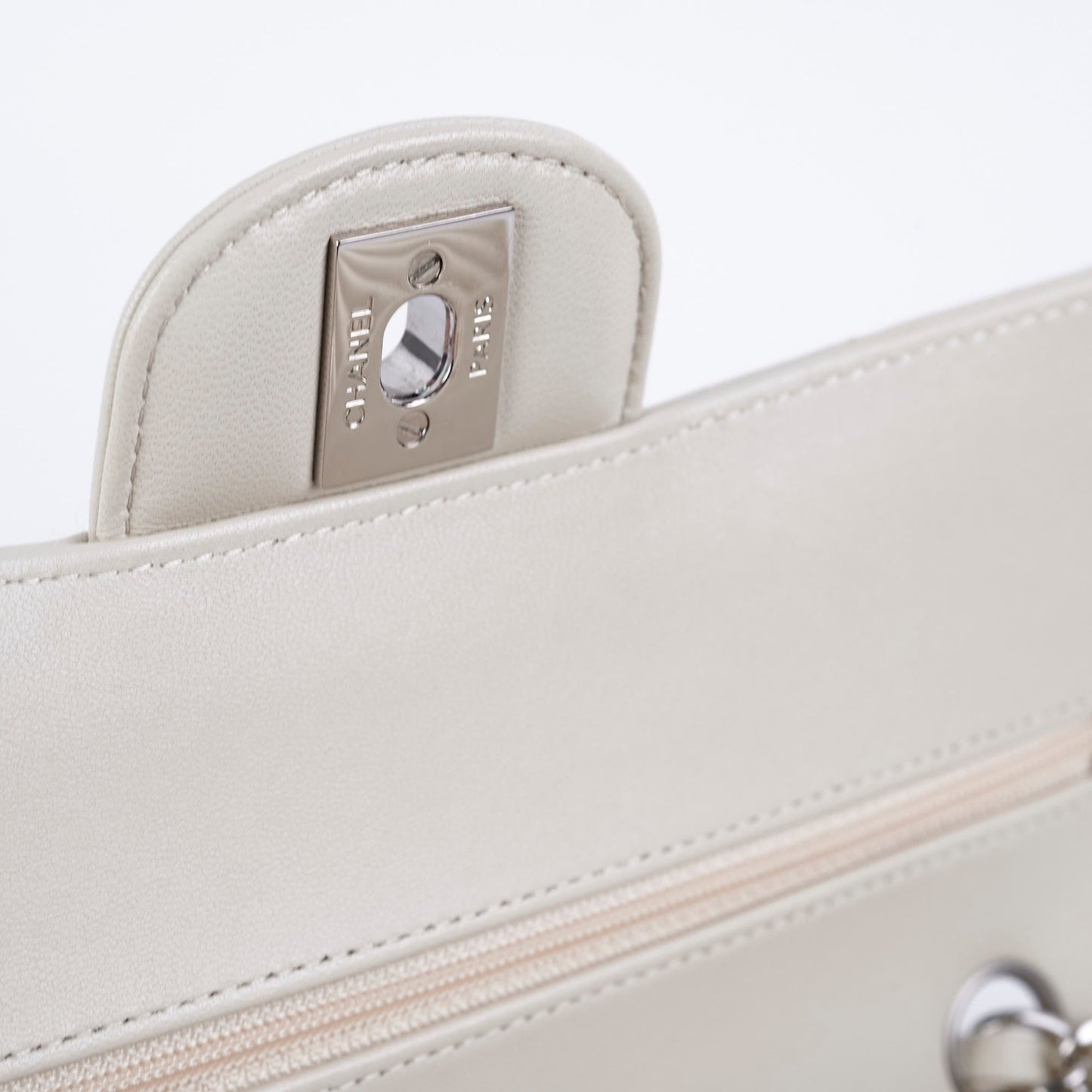 Chanel Classic Flap Small Lambskin Chevron Cream - Series 31