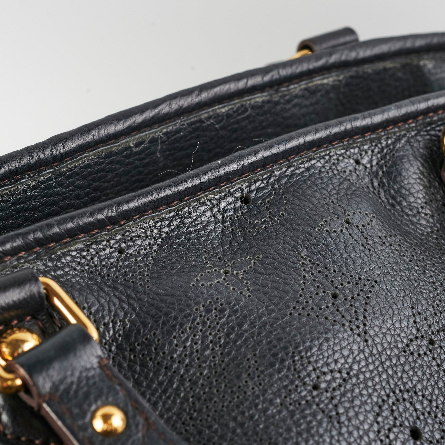 Louis Vuitton Mahina Tote Black
