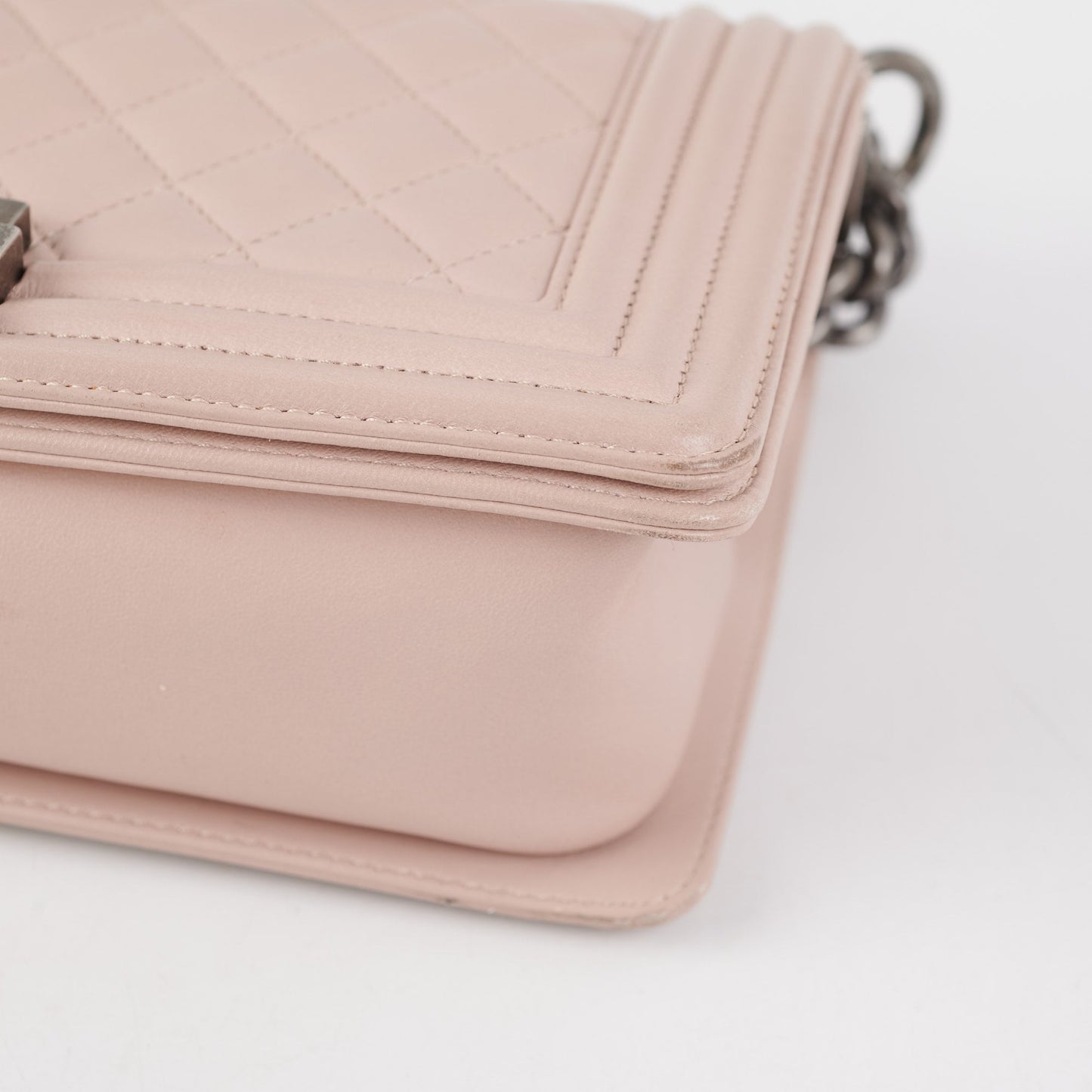 Chanel Quilted Boy Old Medium Light Pink