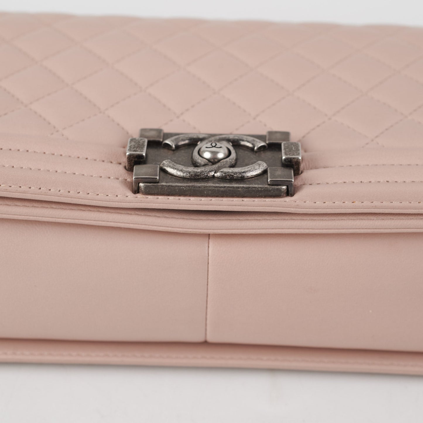 Chanel Quilted Boy Old Medium Light Pink