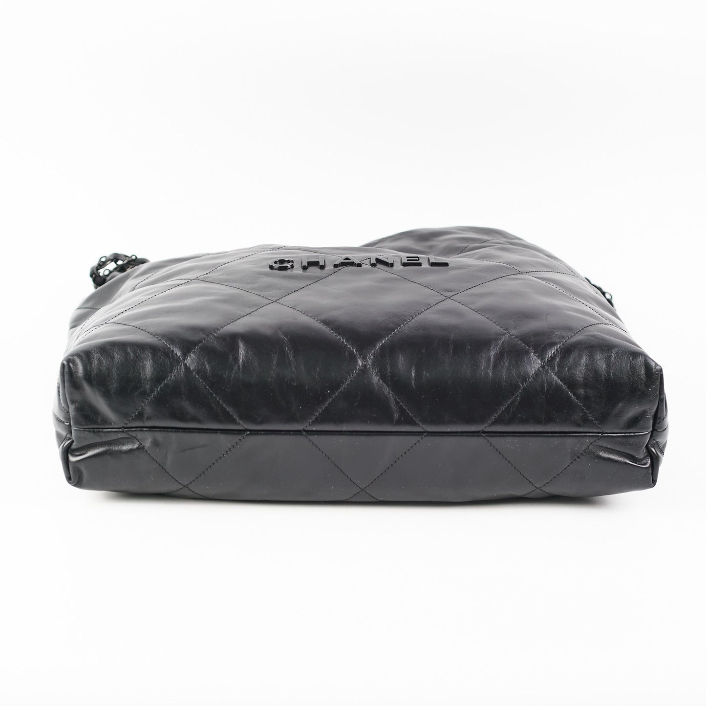 Chanel 22 Handbag Medium So Black (Microshipped)