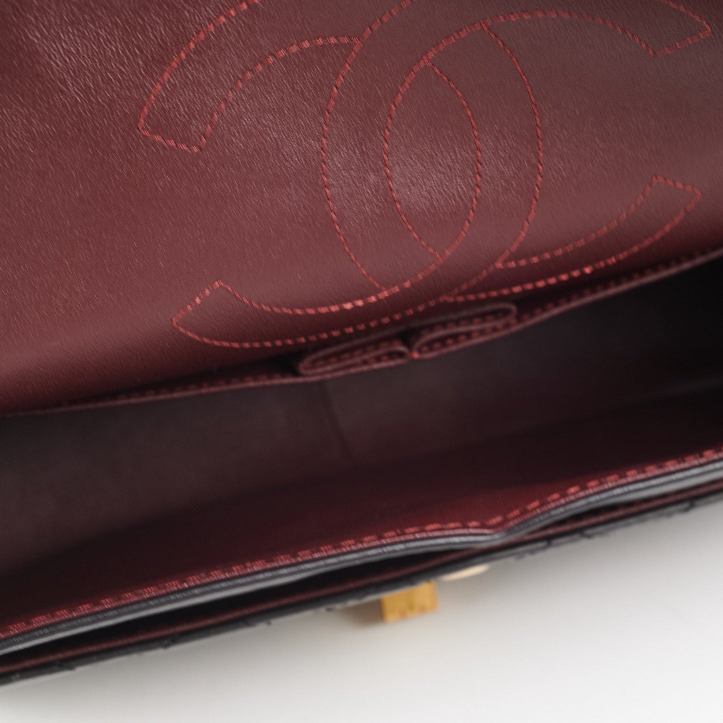 Chanel 2.55 226 Reissue Medium Black