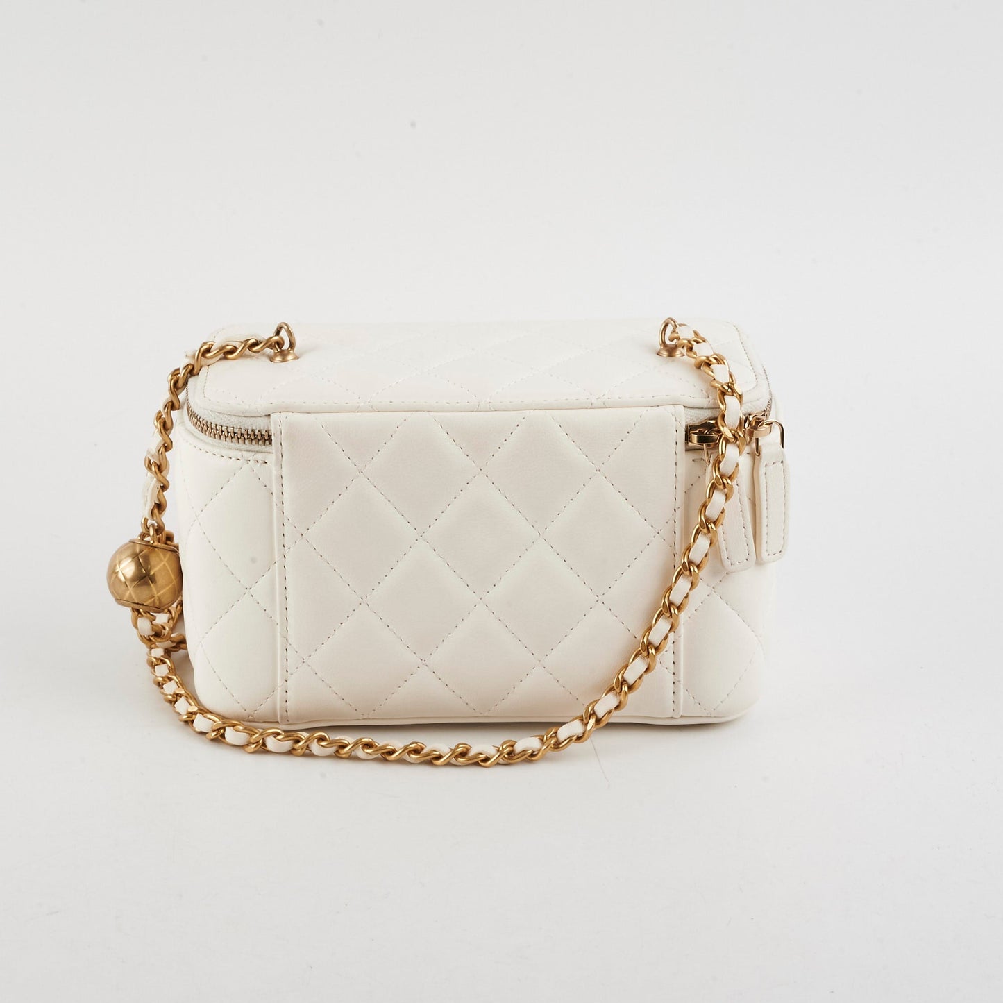 Chanel Vanity Pearl Crush White Lambskin