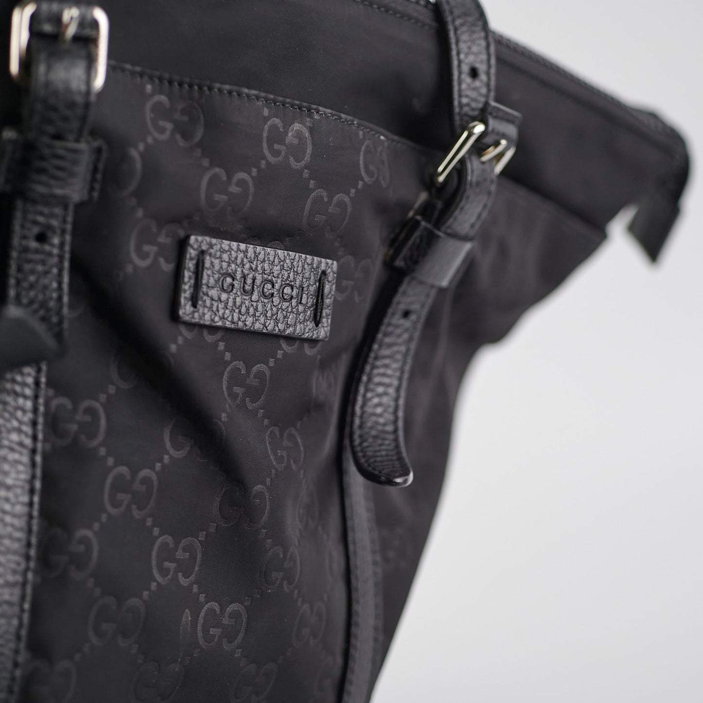 Gucci   Monogram GG Black Tote