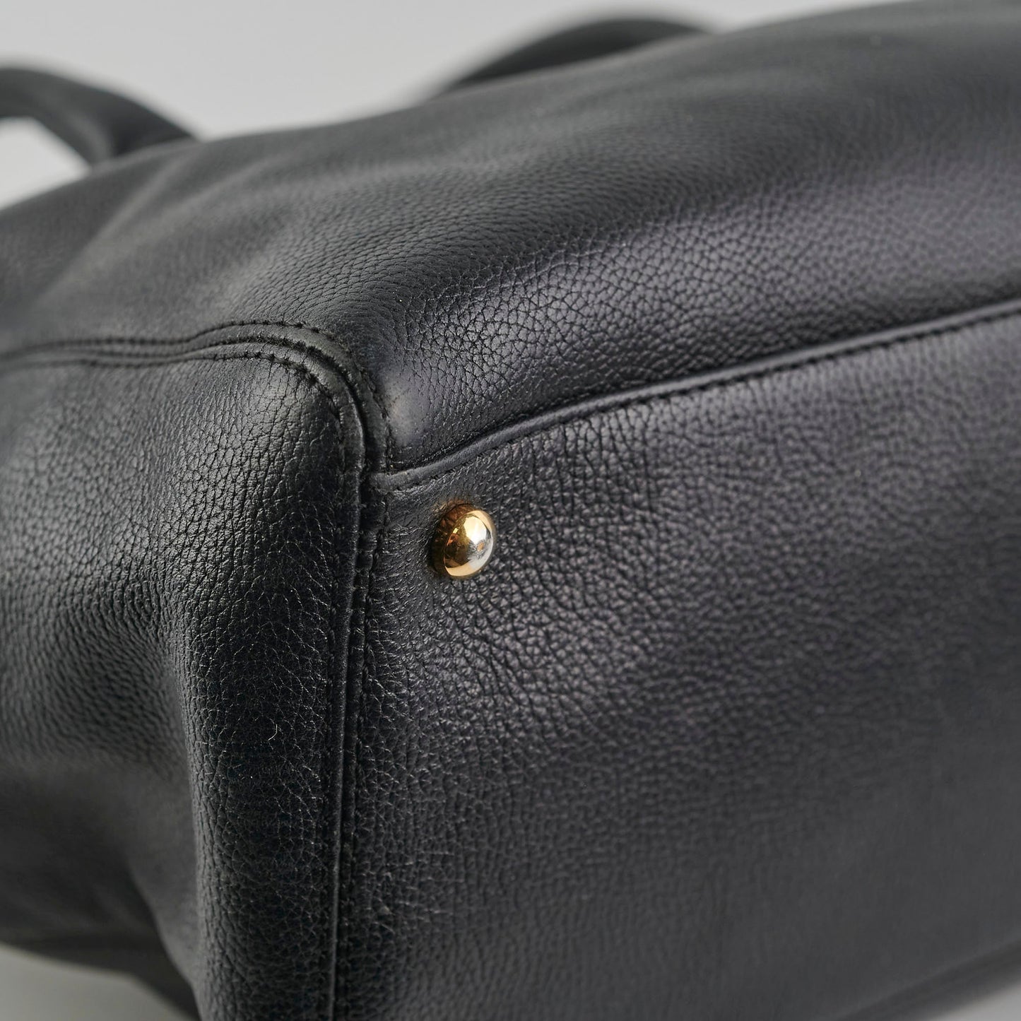 Chanel Cerf Tote Caviar Black