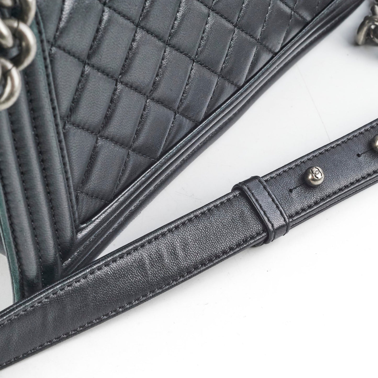 Chanel Old Medium Boy Lambskin Black