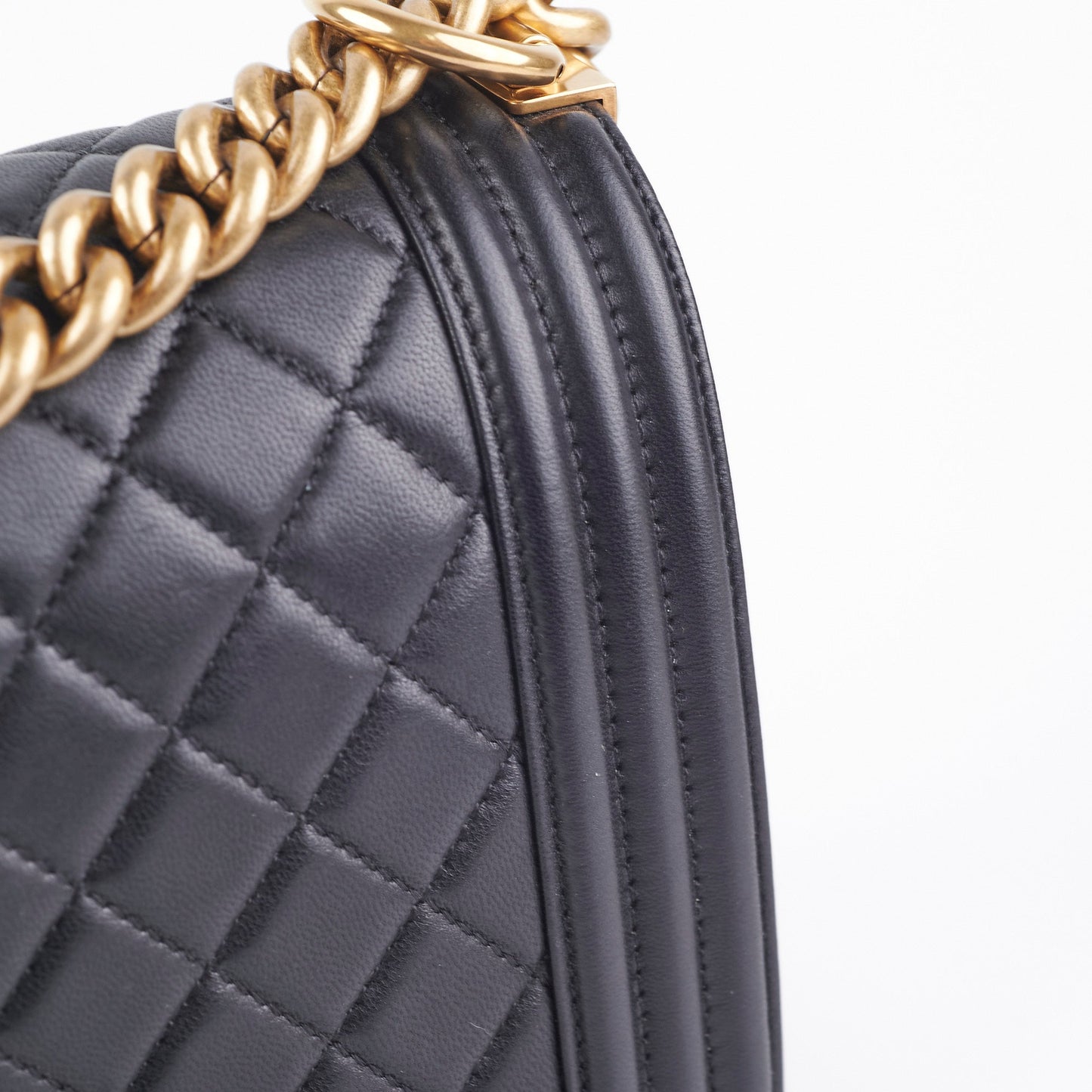 Chanel Old Medium Boy Black