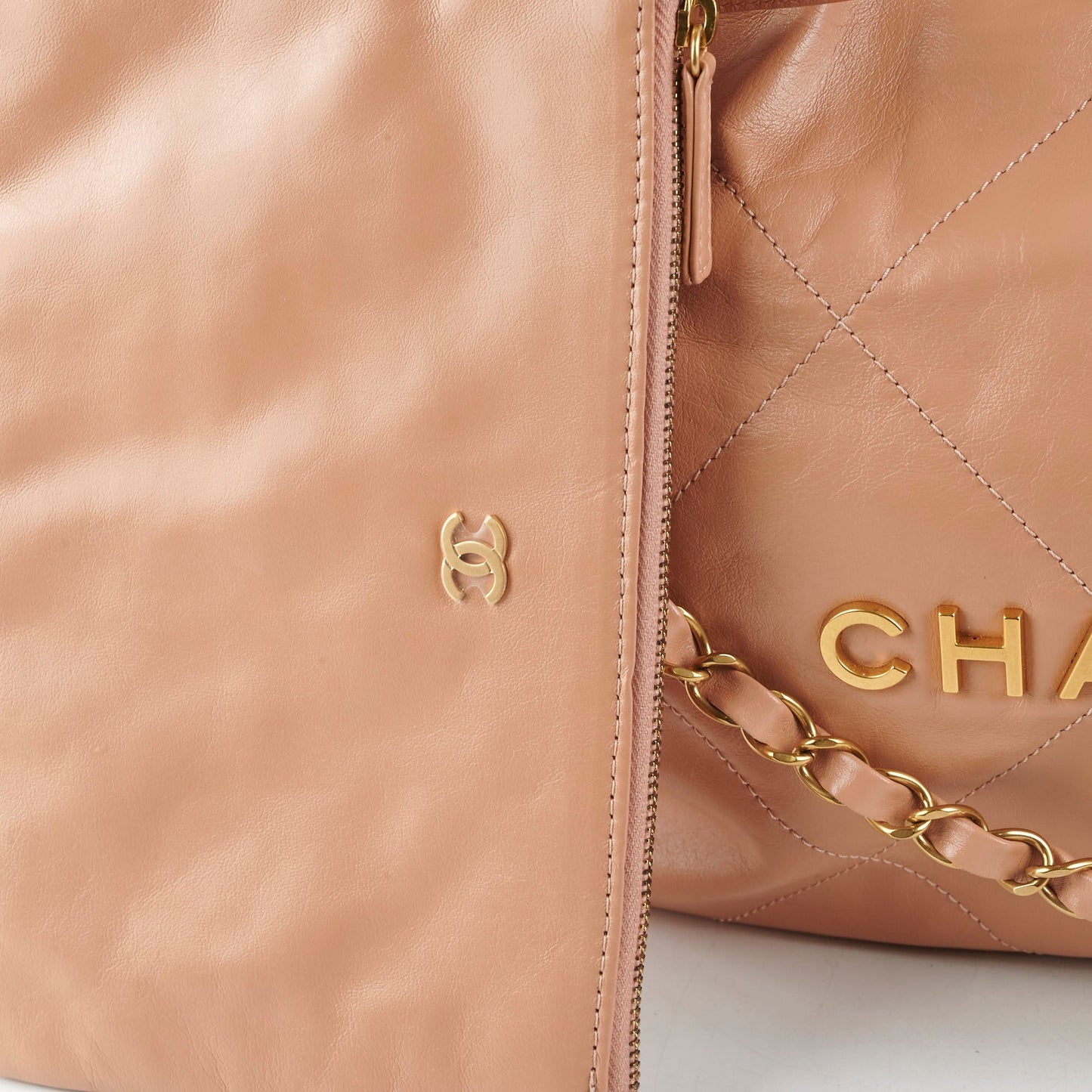 Chanel 22 Small Caramel