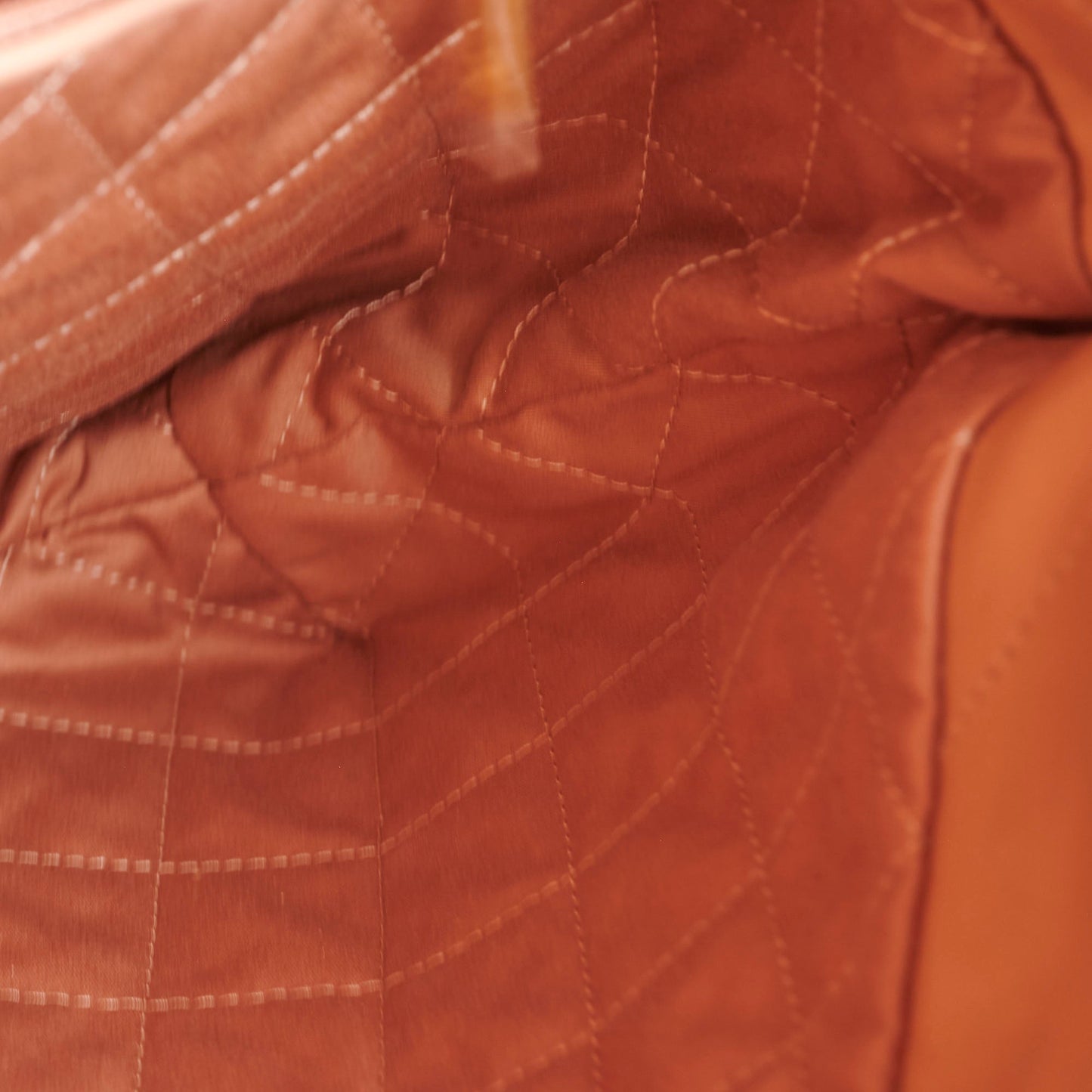 Chanel 22 Small Caramel