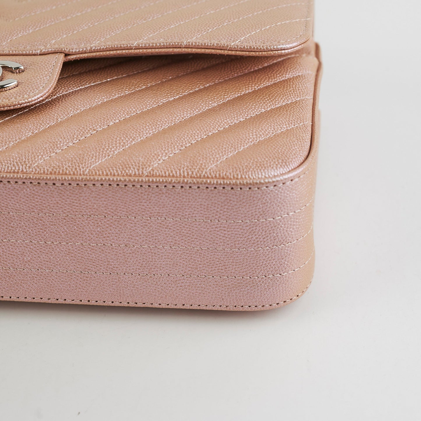 Chanel Medium Classic Double Flap Iridesent Rose Gold 18B
