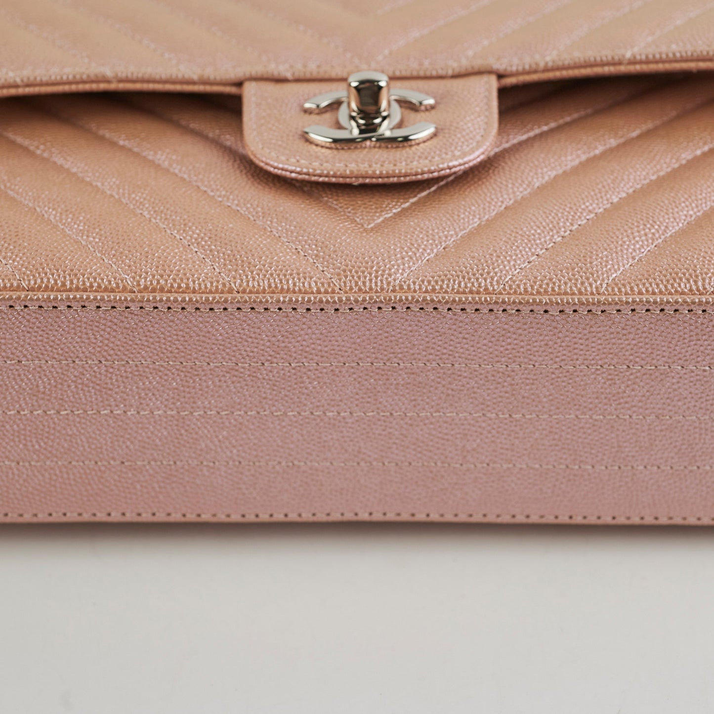 Chanel Medium Classic Double Flap Iridesent Rose Gold 18B