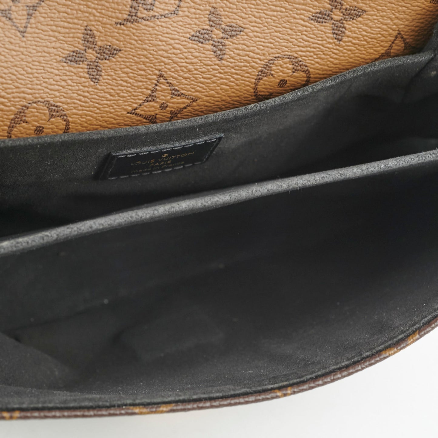 Louis Vuitton Pochette Metis Reverse Monogram