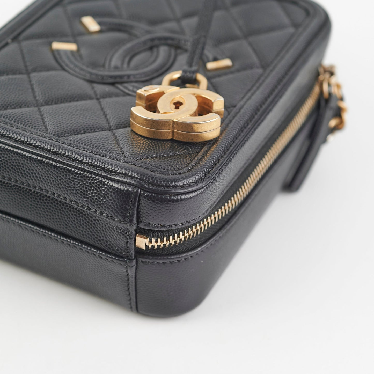 Chanel Caviar CC Filigree Vertical Vanity Case Bag Black