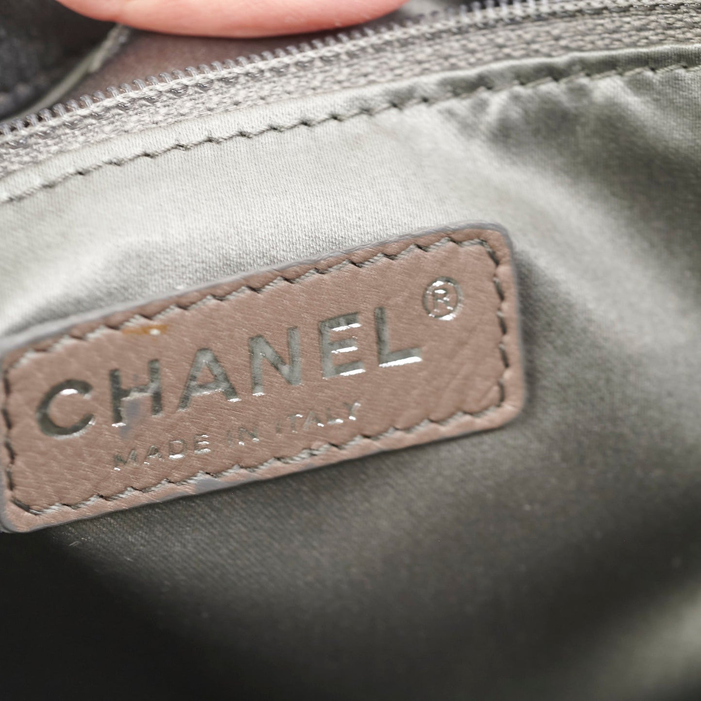 Chanel Resin Modern Chain Tote Black