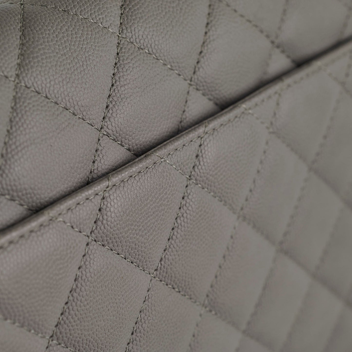 Chanel Medium Business Affinity Grey Caviar