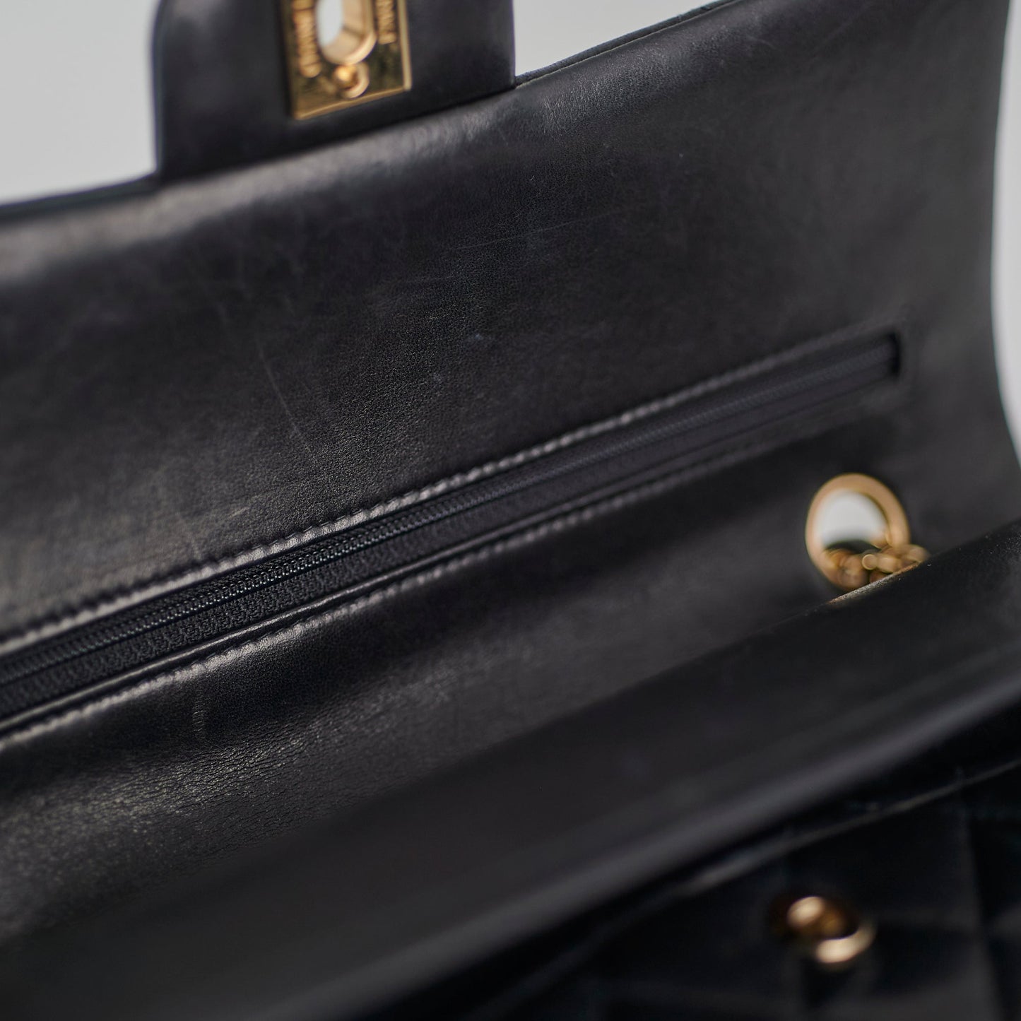 Chanel  Classic Flap M/L Lambskin Black - Series 7