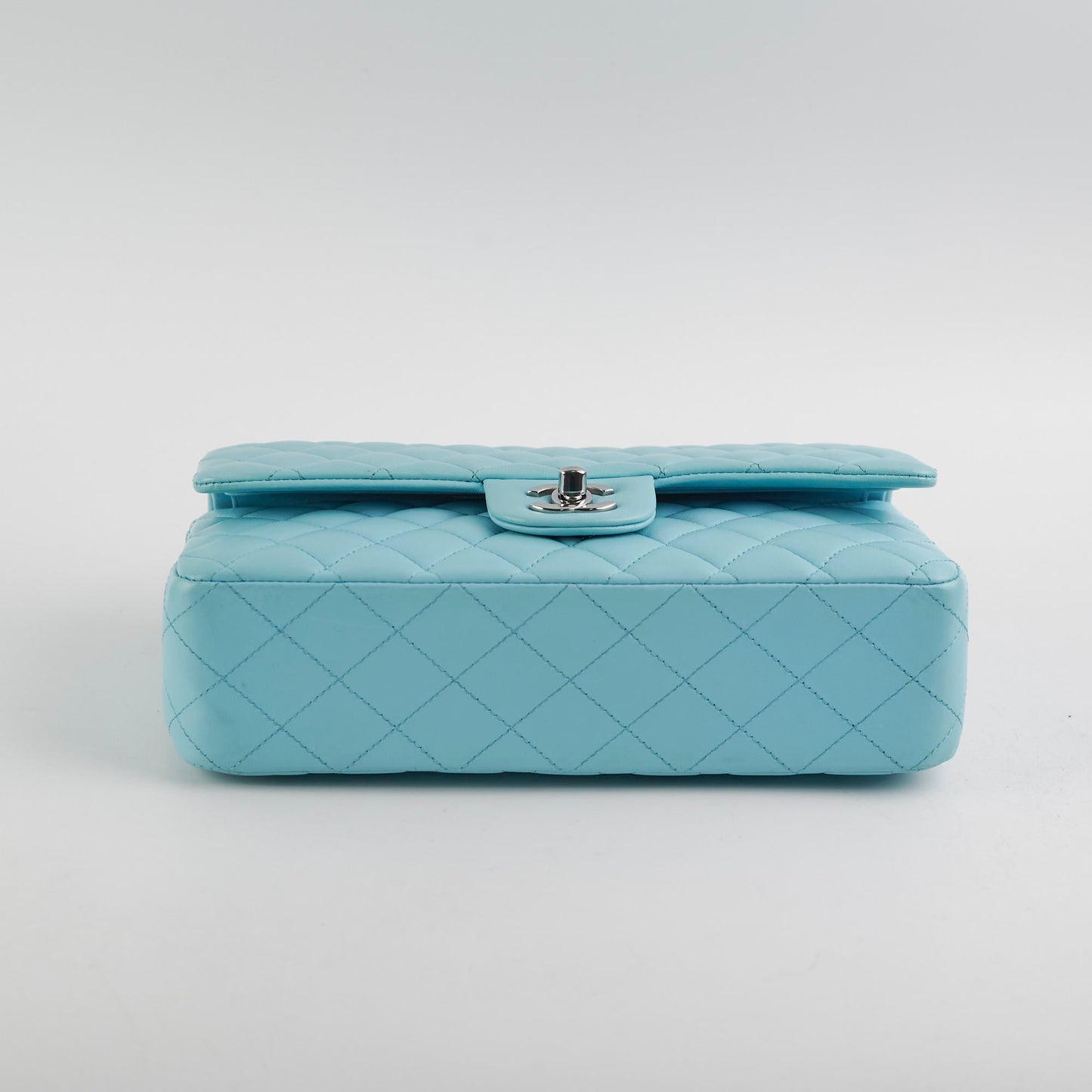 Chanel Classic Flap Medium/Large Light Blue - Series 31