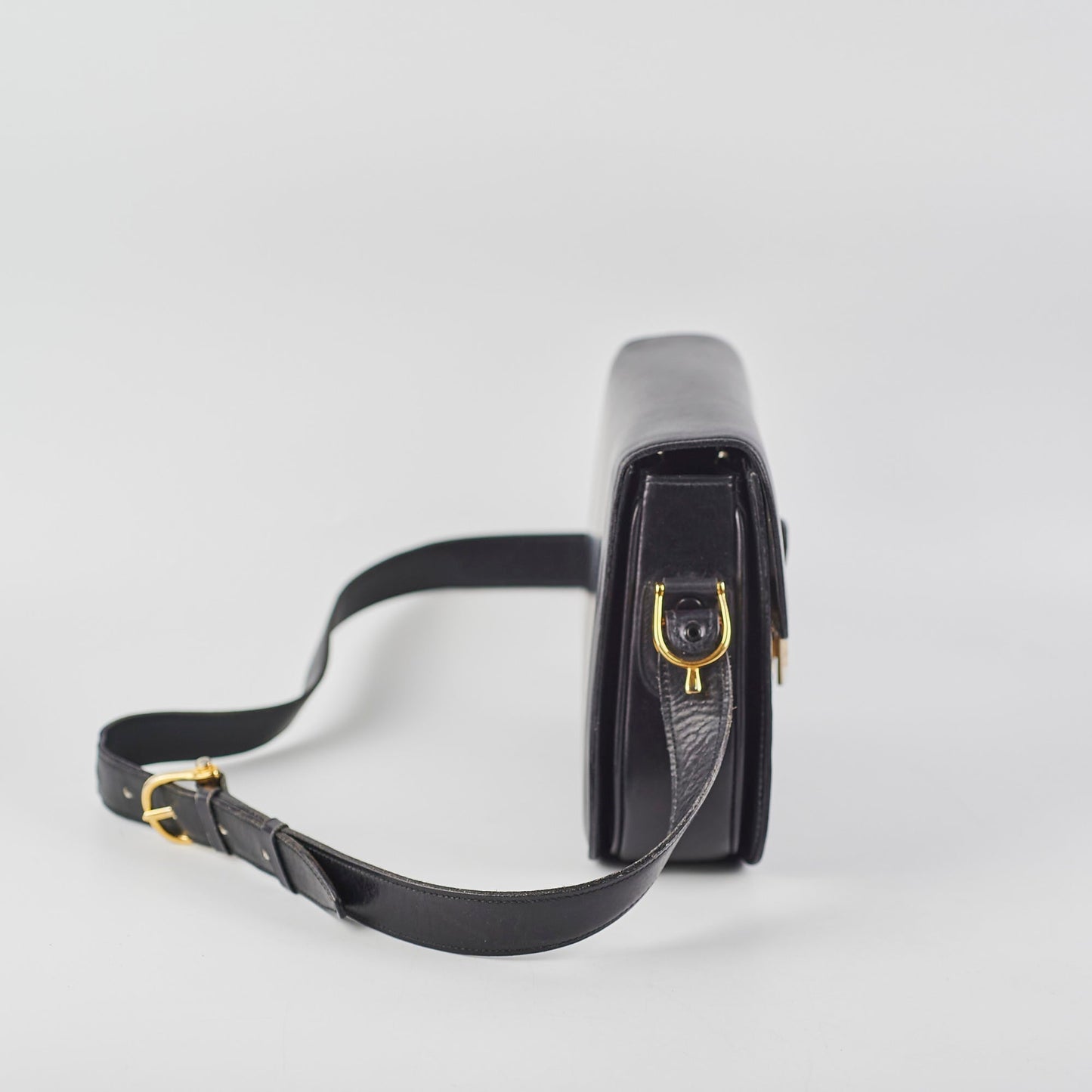 Luxury CELINE Vintage Horse Carriage Bag Black