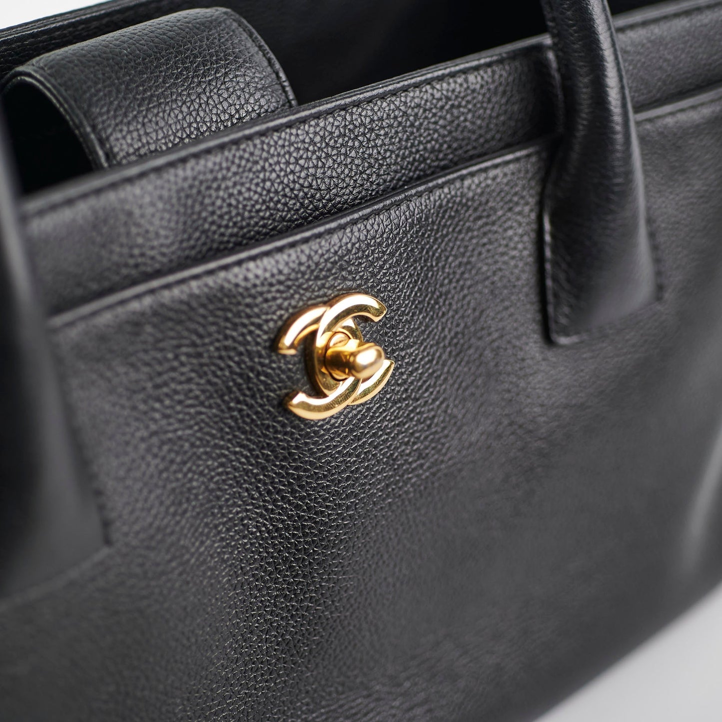 Chanel Cerf Tote Cavair Black