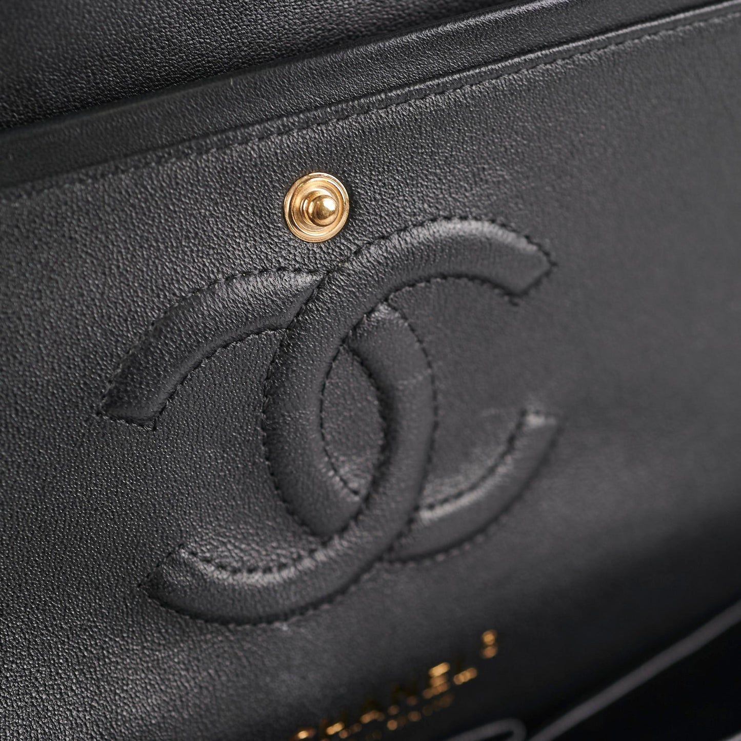 Chanel Medium/Large Classic Flap Chevron