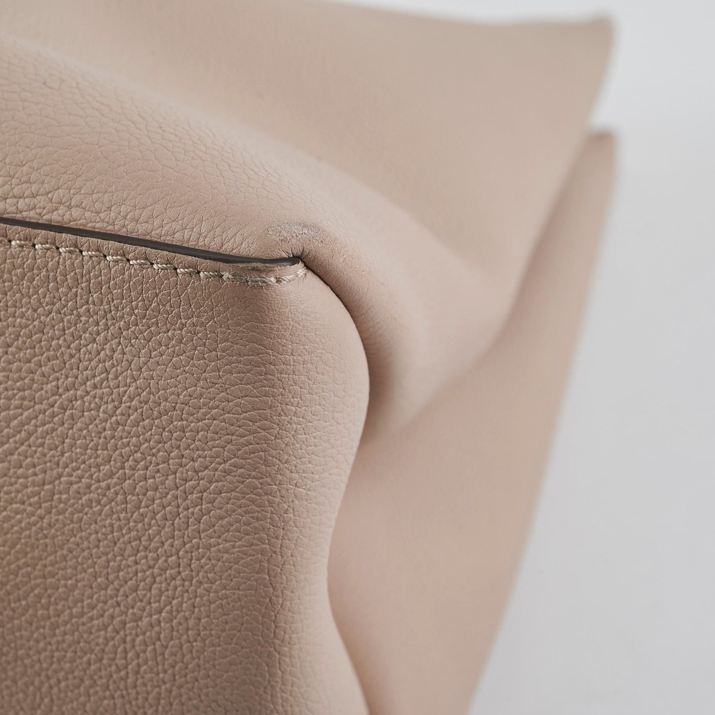 Louis Vuitton Lockme Tote Greige