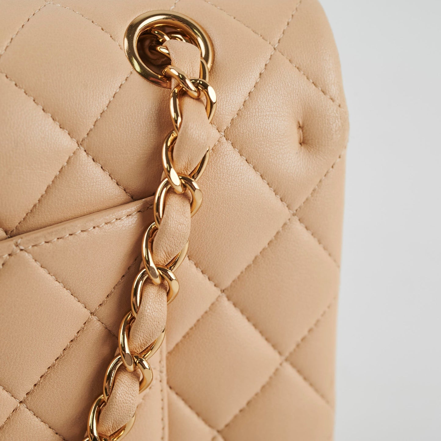 Chanel Classic Flap Medium Lambskin Beige