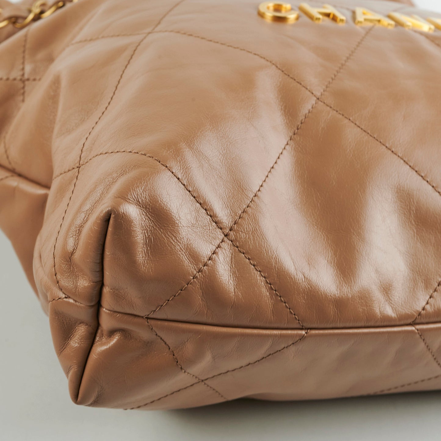 Chanel 22 Small Beige