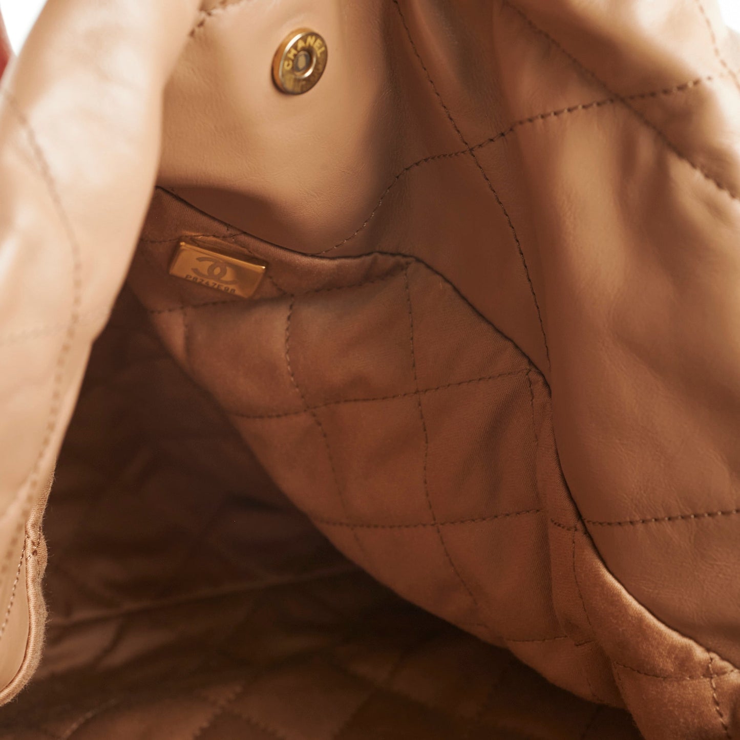 Chanel 22 Small Beige
