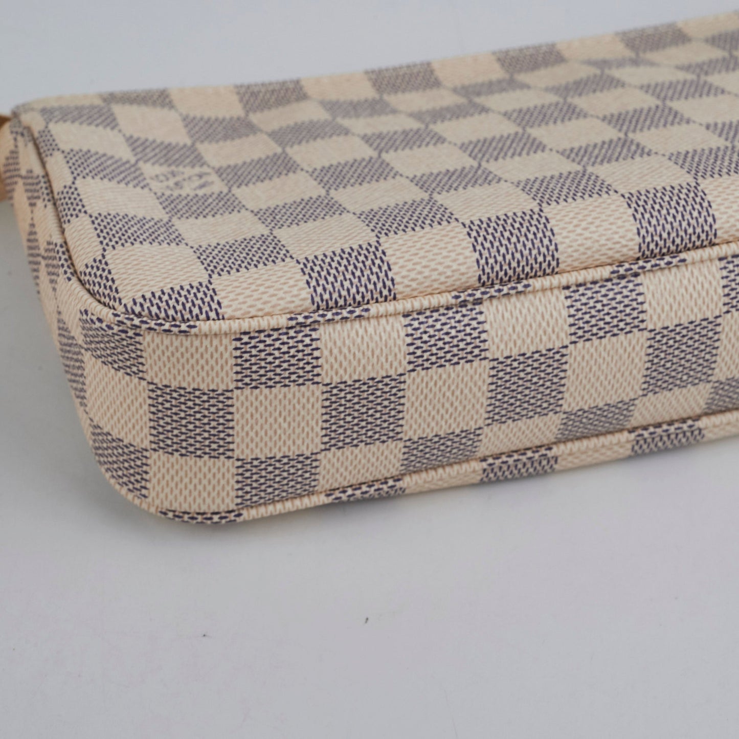 Louis Vuitton Pochette Accessories Damier Azur