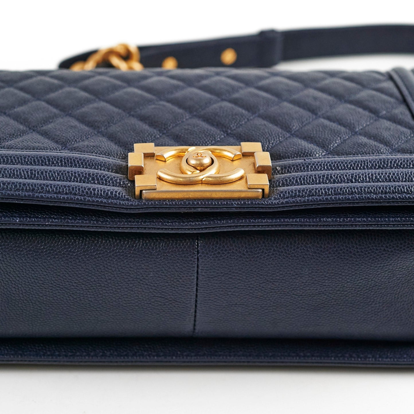 Chanel Caviar Old Medium Boy Navy 25 Series