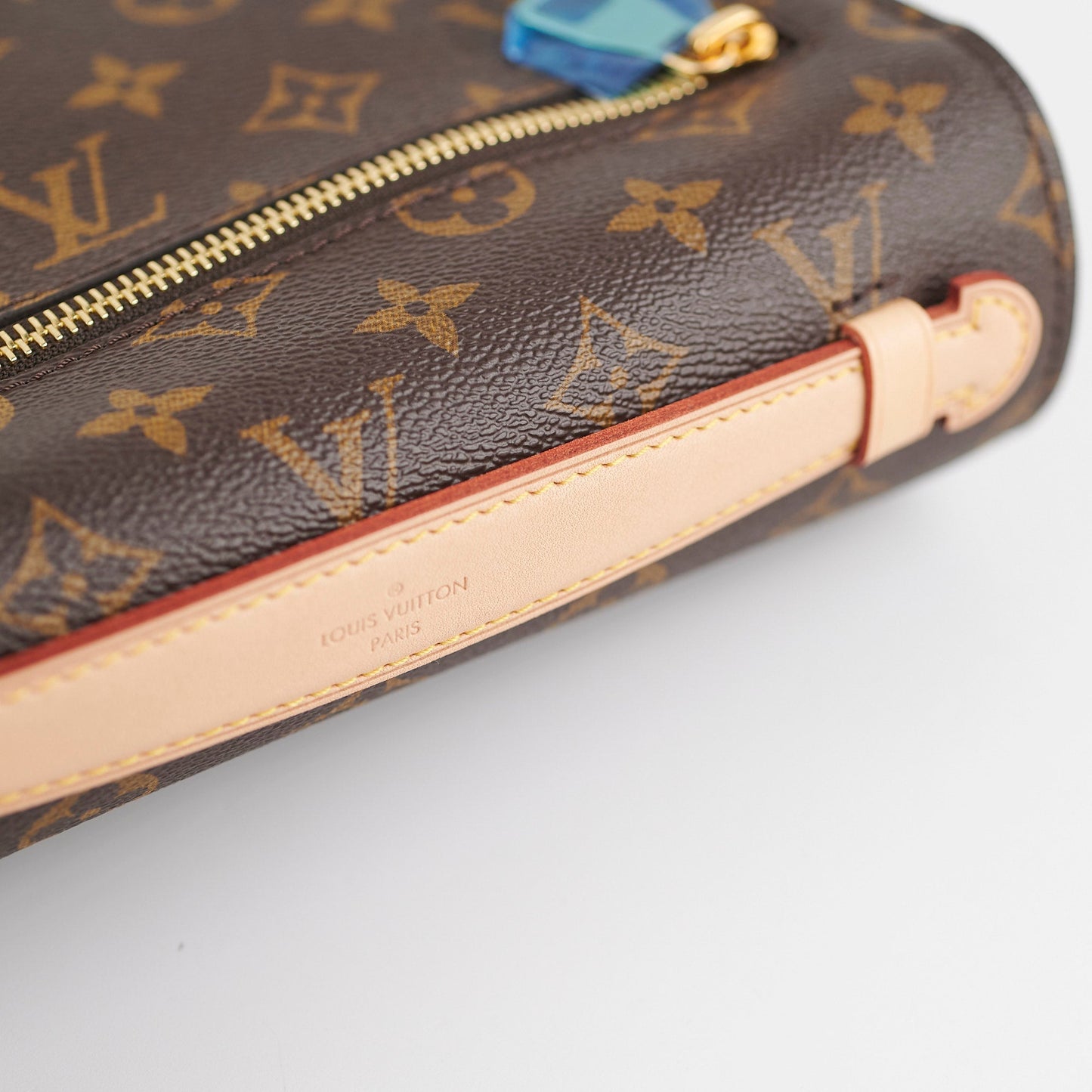 Louis Vuitton Monogram Pochette Metis