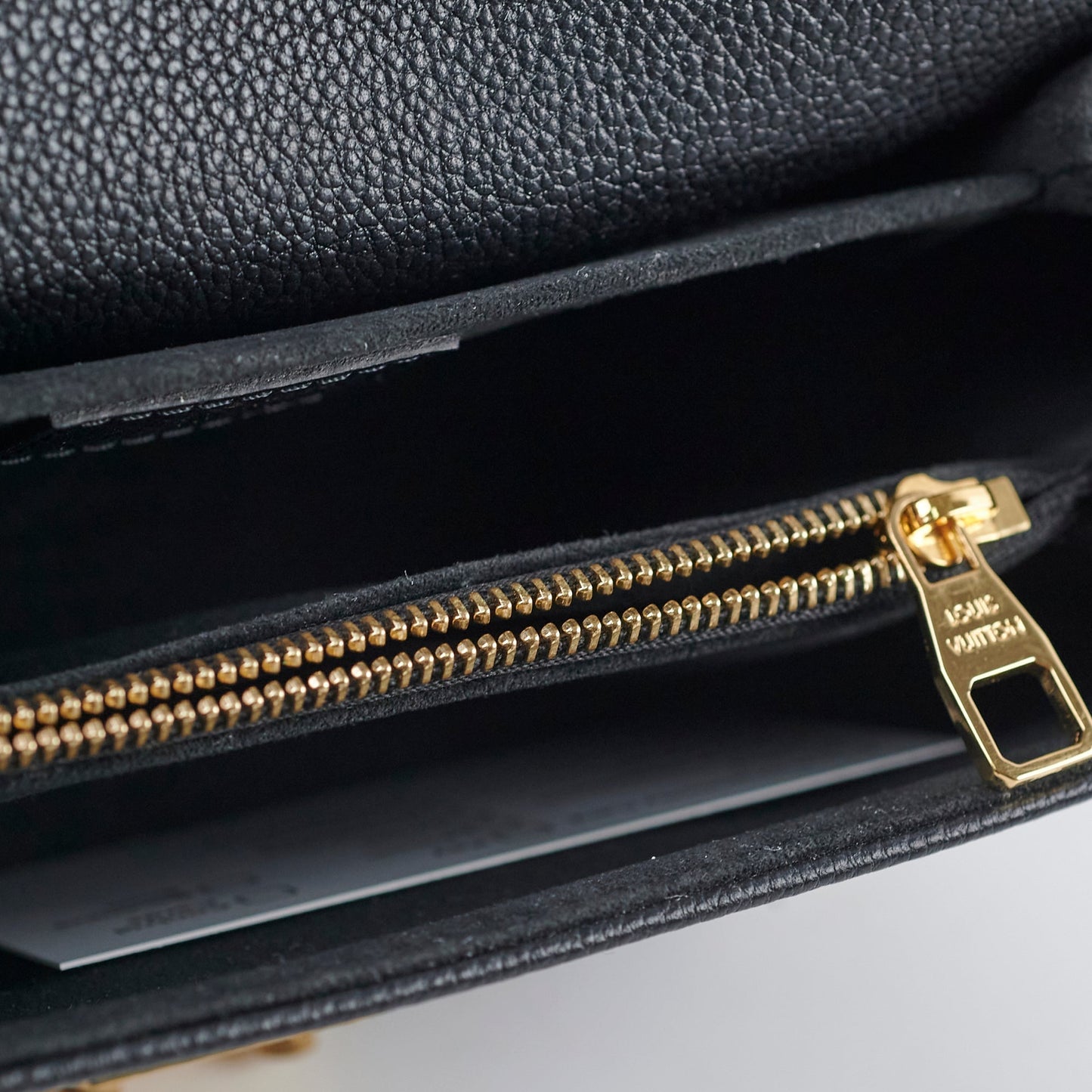 Louis Vuitton Pochette Metis East West Bag Black/Beige