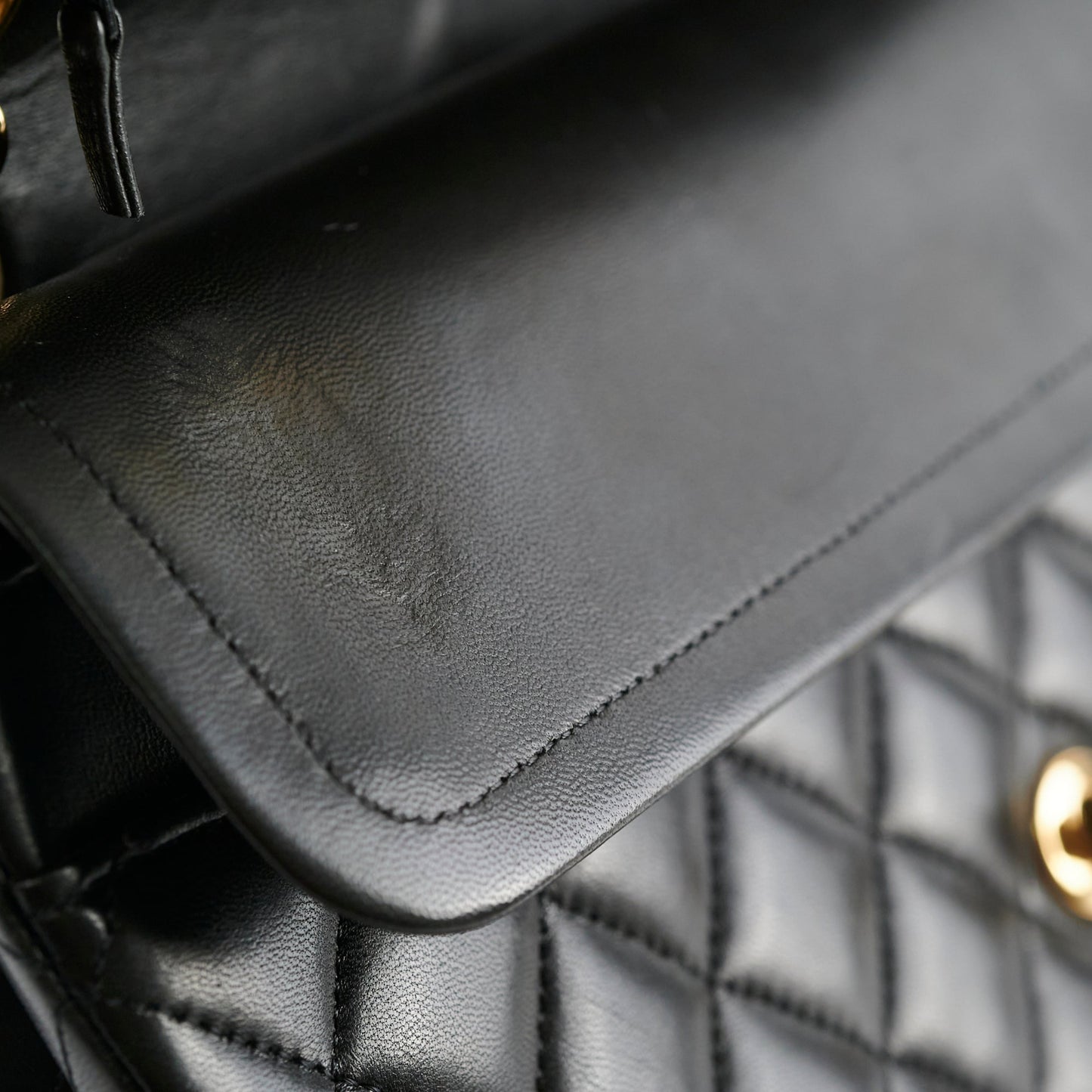 Chanel Classic Lambskin M/L Medium/Large Flap Black