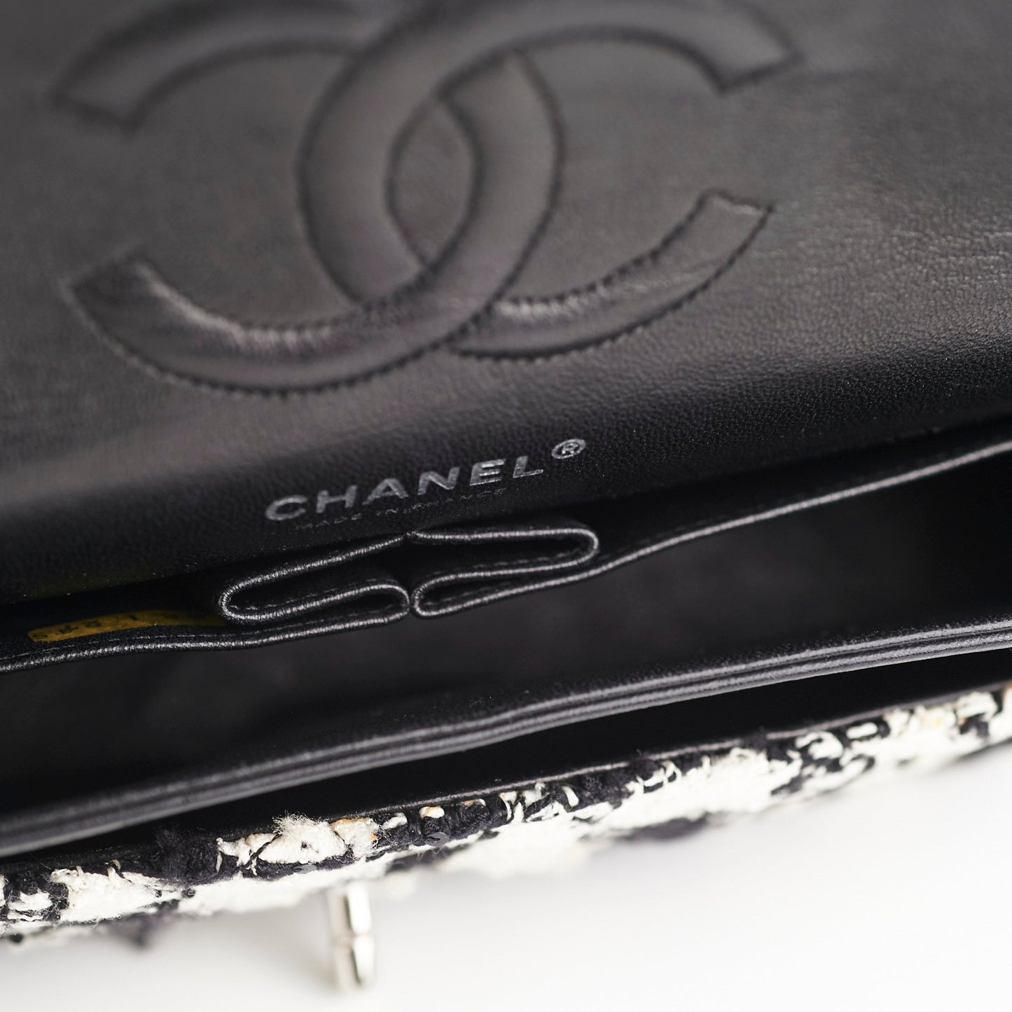 Chanel Classic Flap M/L Tweed Sequin Black