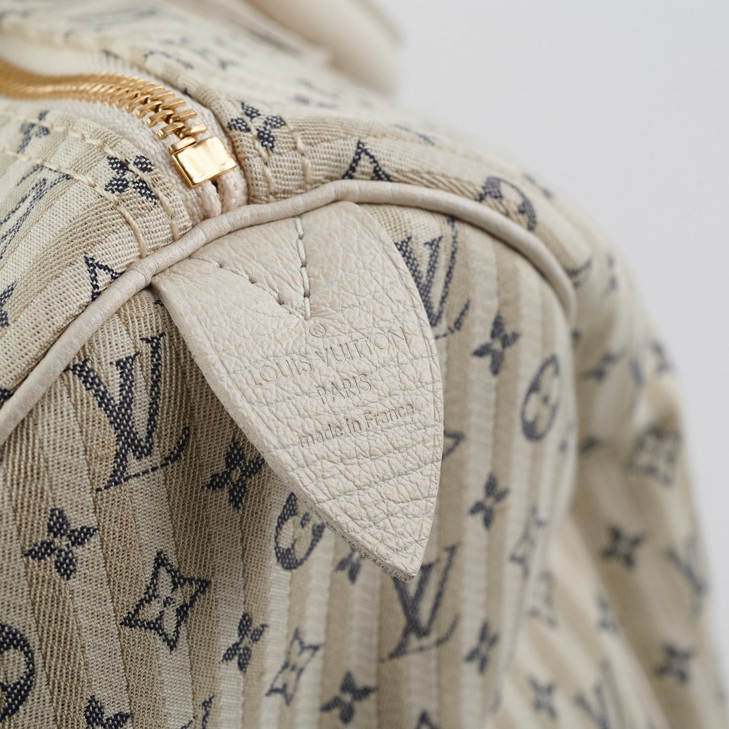 Louis Vuitton  30 White Denim Monogram Bag
