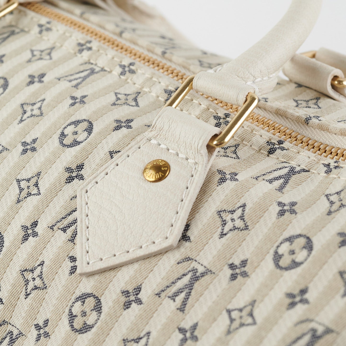 Louis Vuitton  30 White Denim Monogram Bag