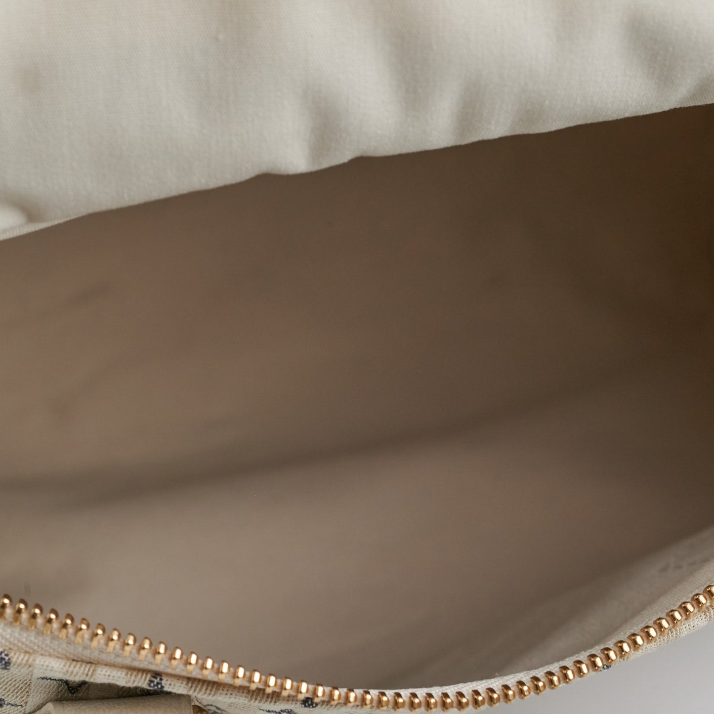 Louis Vuitton  30 White Denim Monogram Bag